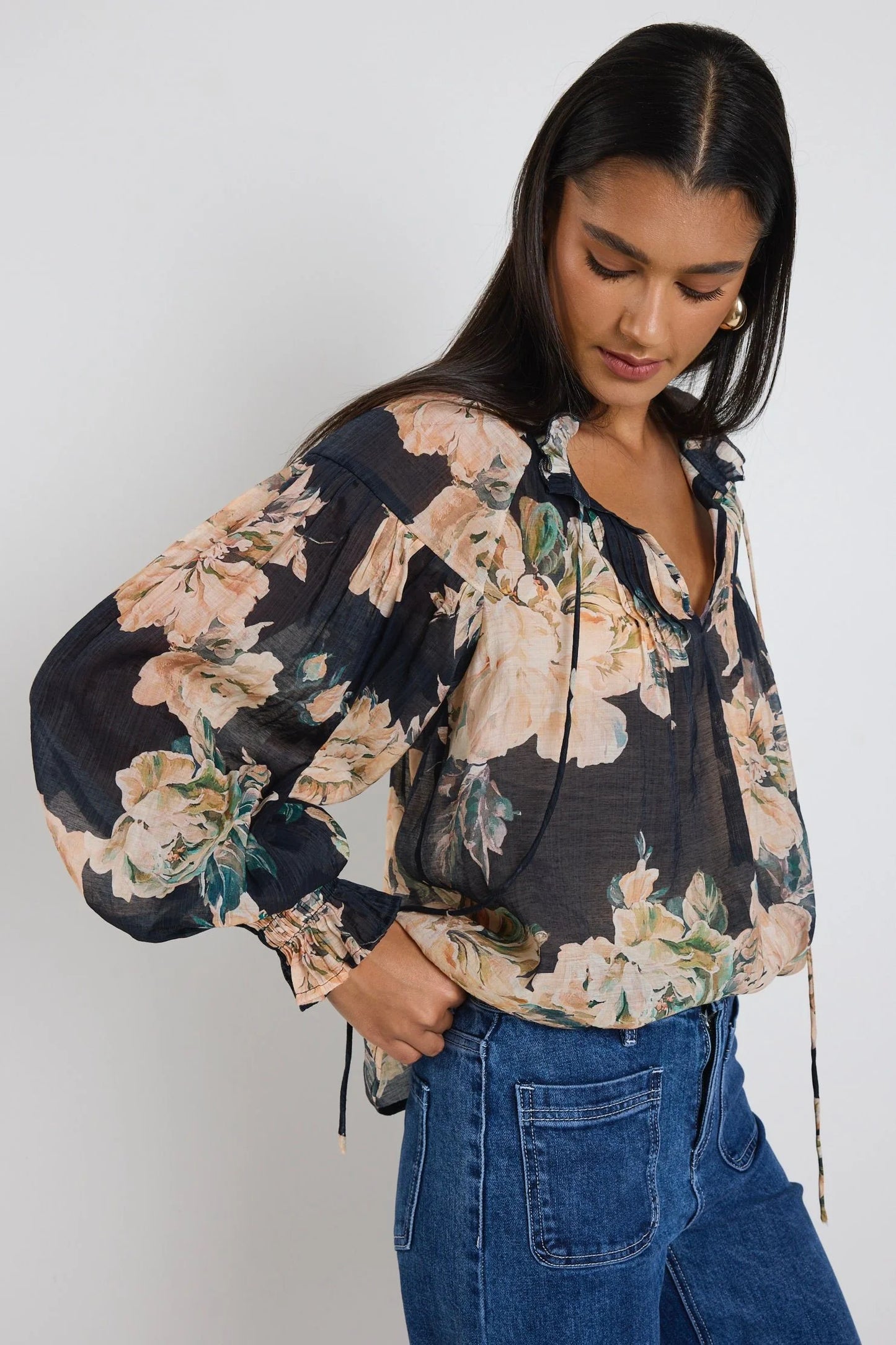 IVY + JACK REFINED NAVY PEACH FLORAL LS PINTUCK TOP - THE VOGUE STORE