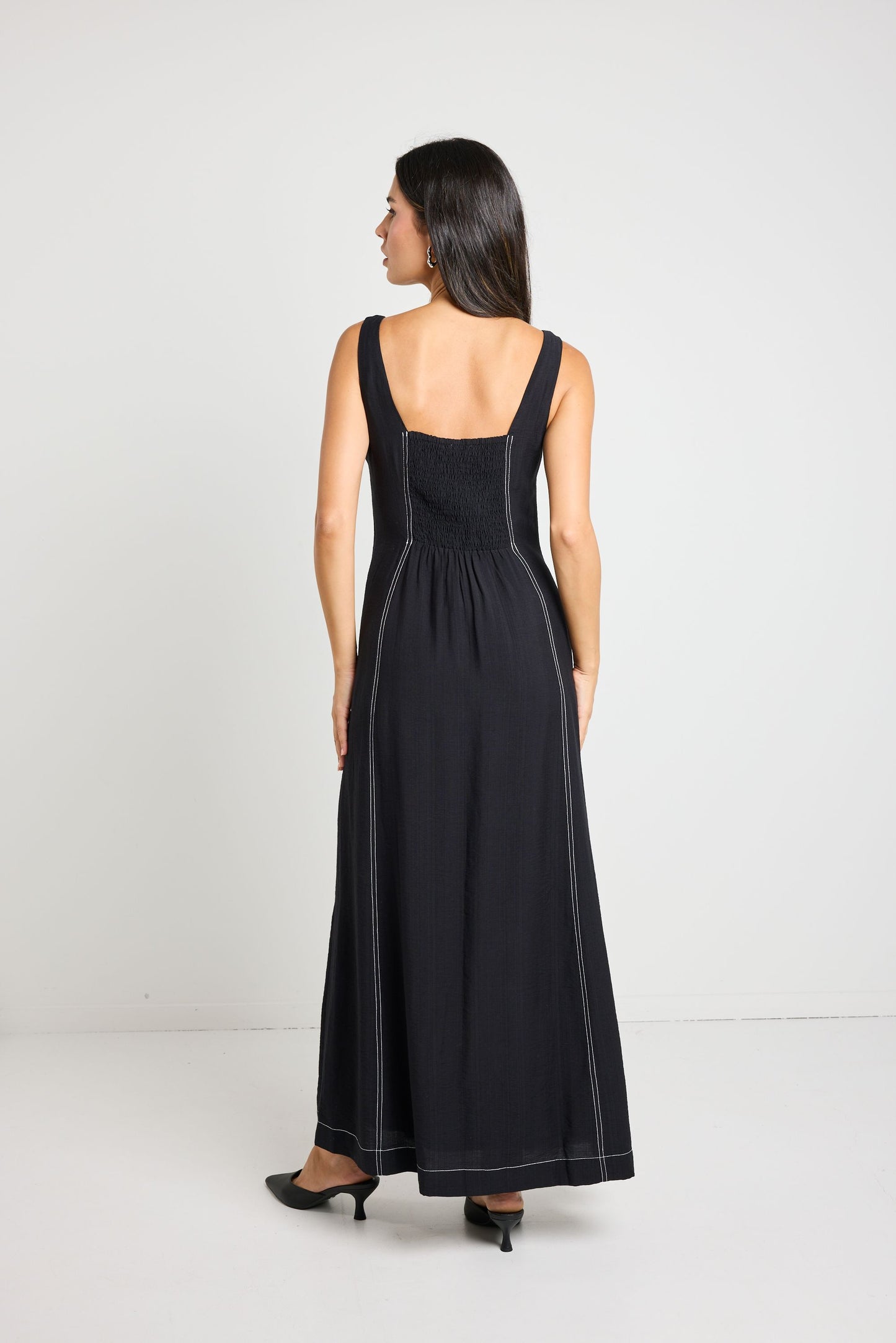 STORIES TO BE TOLD INDEX BLACK SLEEVELESS SQUARE NECK CONTRAST MAXI DRESS - BLACK - THE VOGUE STORE