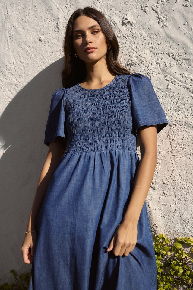 RE:UNION WREN COTTON SS SHIRRED BODICE MIDI DRESS - STORM BLUE - THE VOGUE STORE