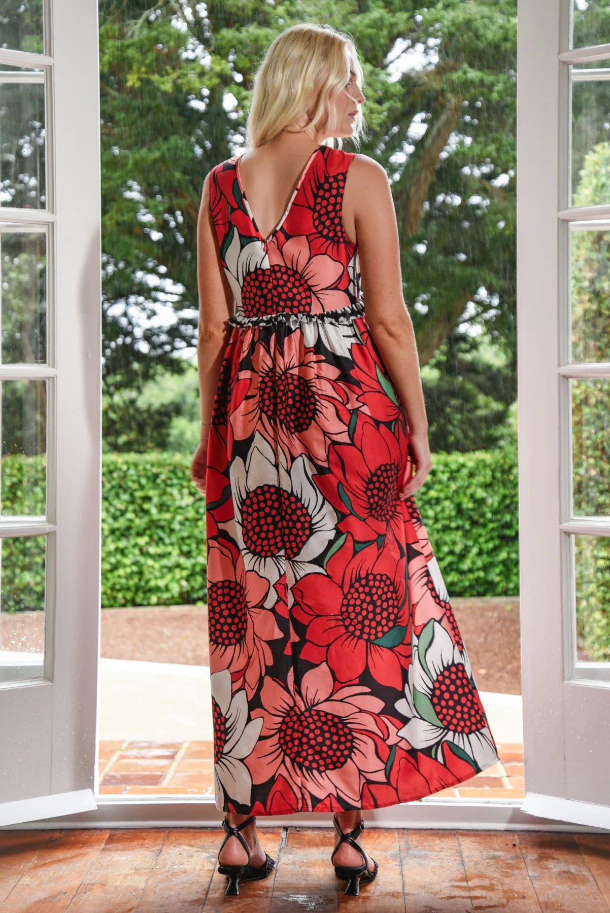 CURATE IN THE LONG DRESS - MIXED SPOT FLORAL - THE VOGUE STORE