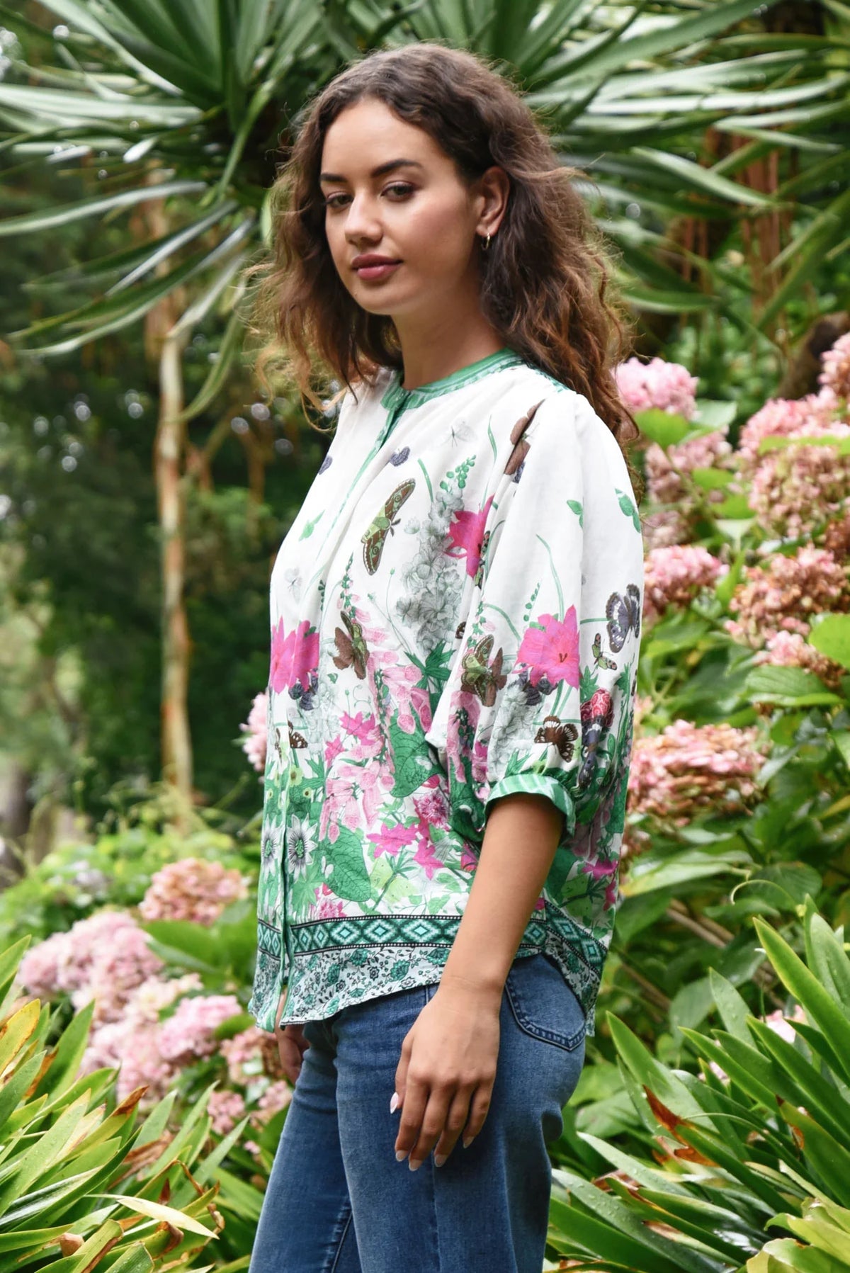 CURATE EMBRACE THE PRESENT SHIRT - FLORAL BORDER - THE VOGUE STORE