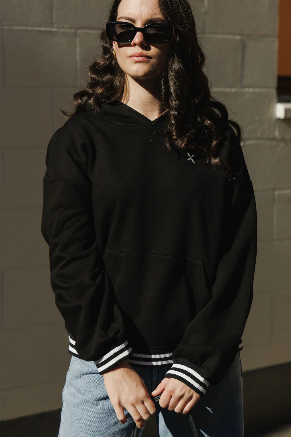 HOMELEE ELLIOT HOODIE - ALPINE WEIGHT BLACK /SILVER X STRIPE CUFFS - THE VOGUE STORE