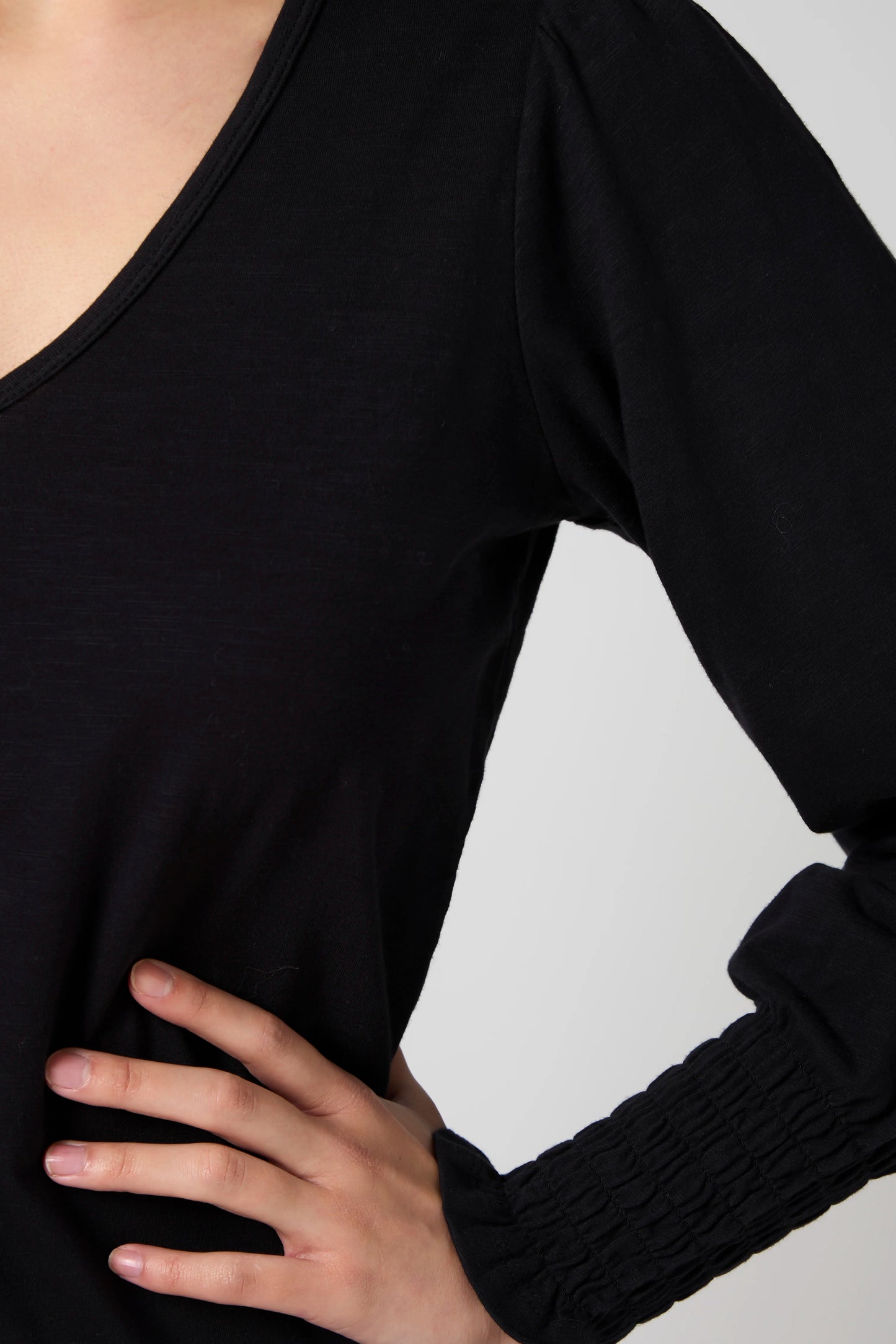STELLA + GEMMA MAEVE TOP - BLACK - THE VOGUE STORE