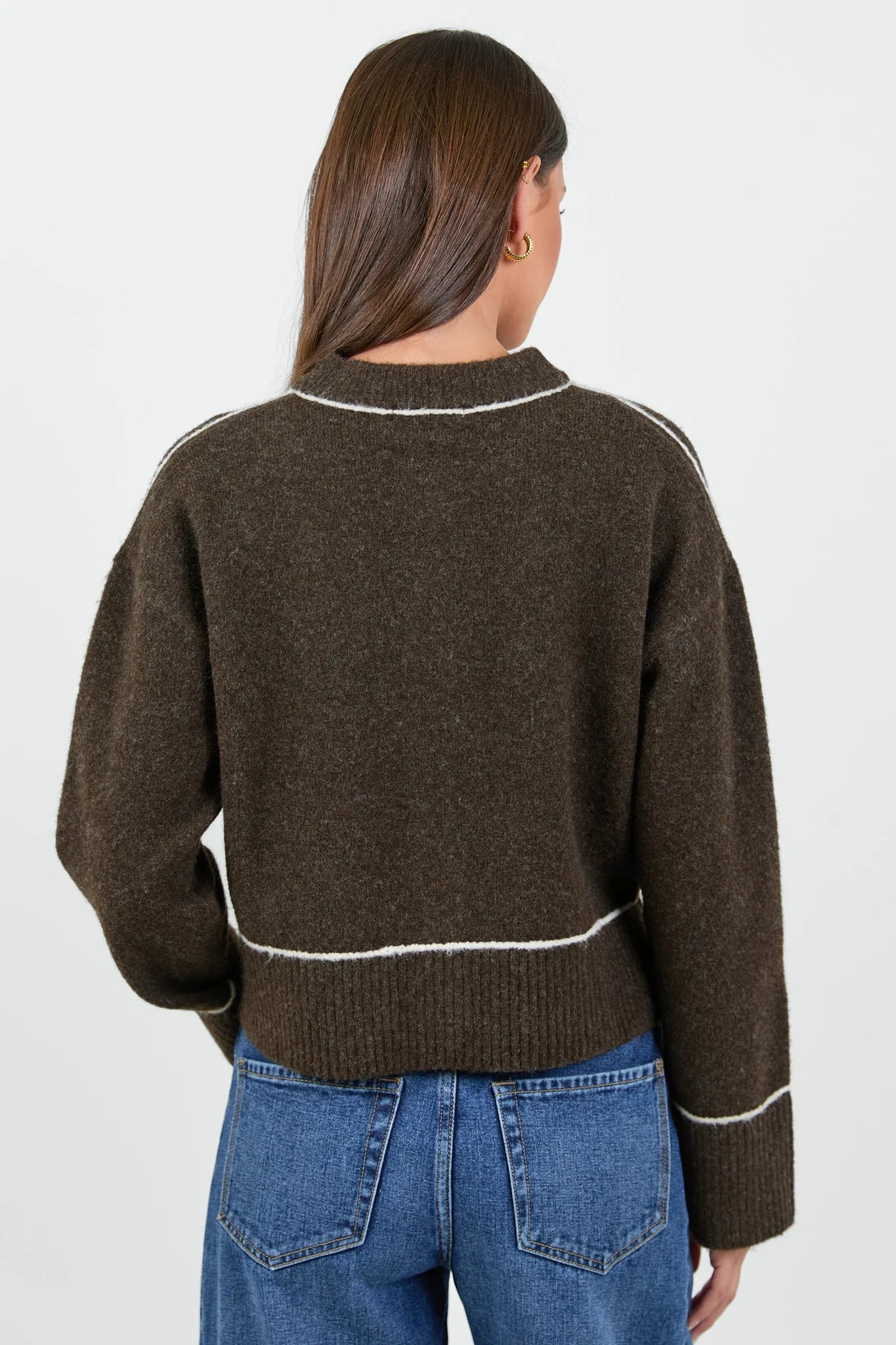 STORIES BE TOLD HABITUAL CHOCOLATE CREWNECK CARDIGAN - THE VOGUE STORE