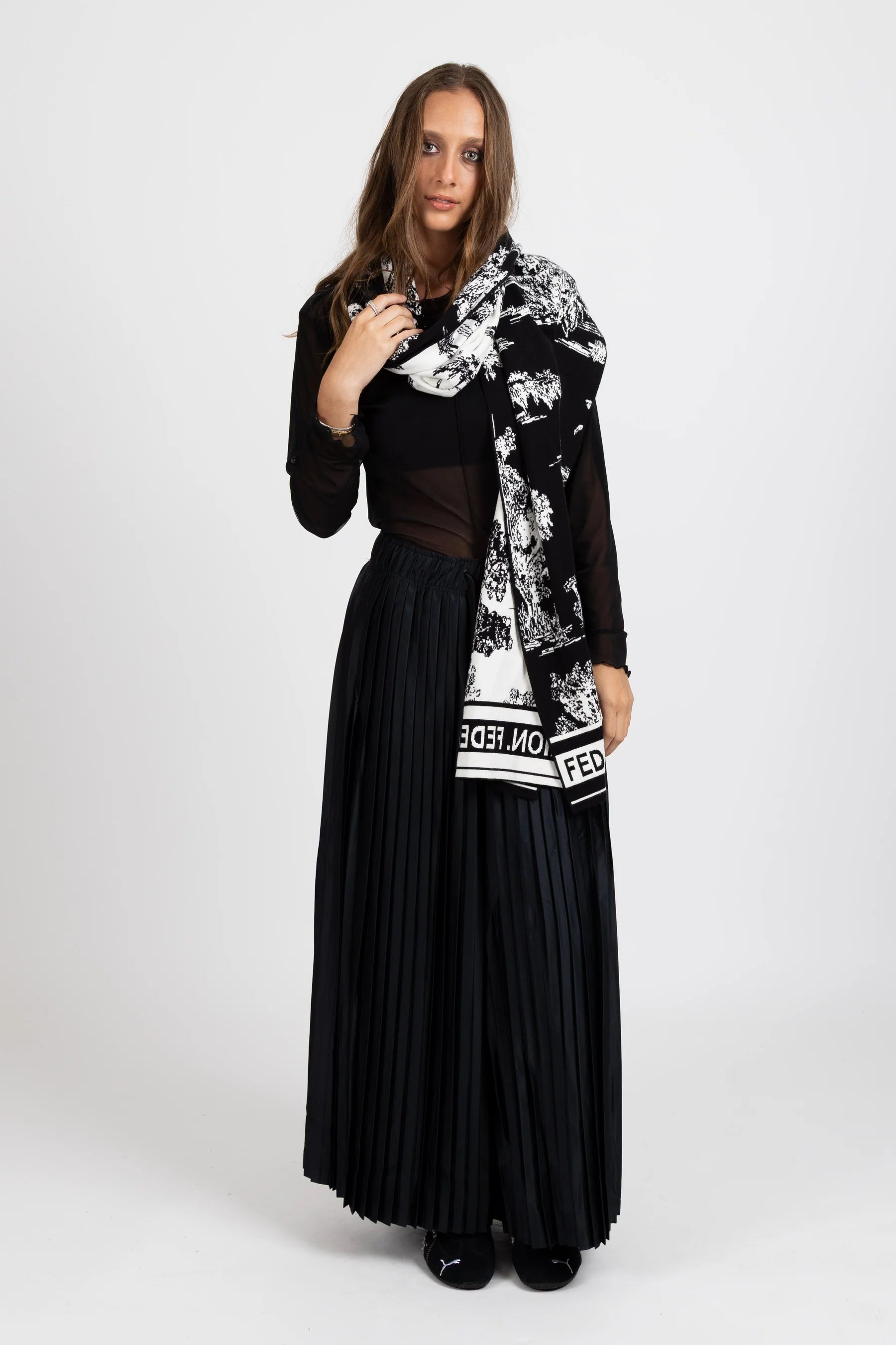 FEDERATION RIVER SCARF - THE VOGUE STORE
