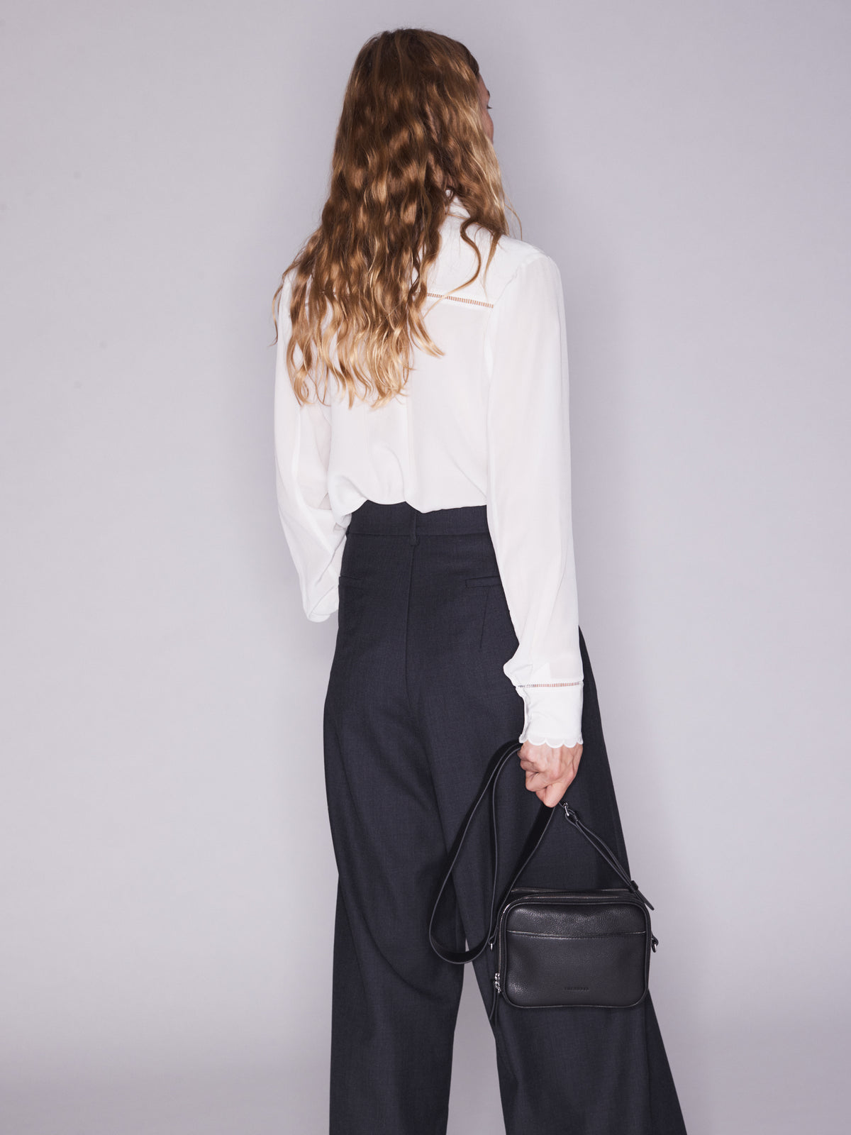 THE HORSE DYLAN CROSSBODY BAG - BLACK - THE VOGUE STORE