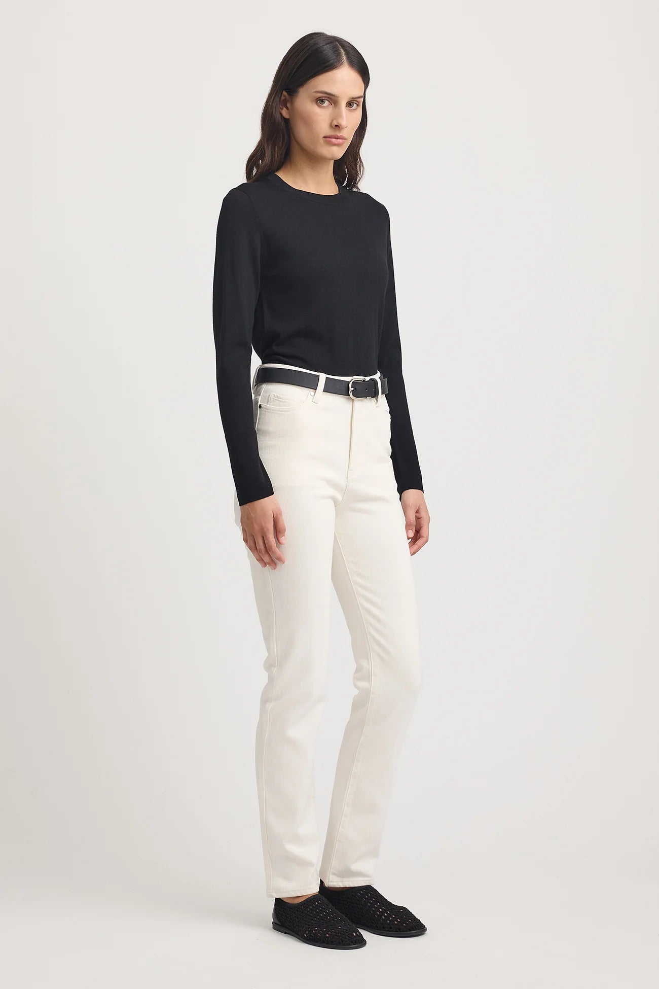 TOORALLIE FINE MERINO CREW - BLACK - THE VOGUE STORE