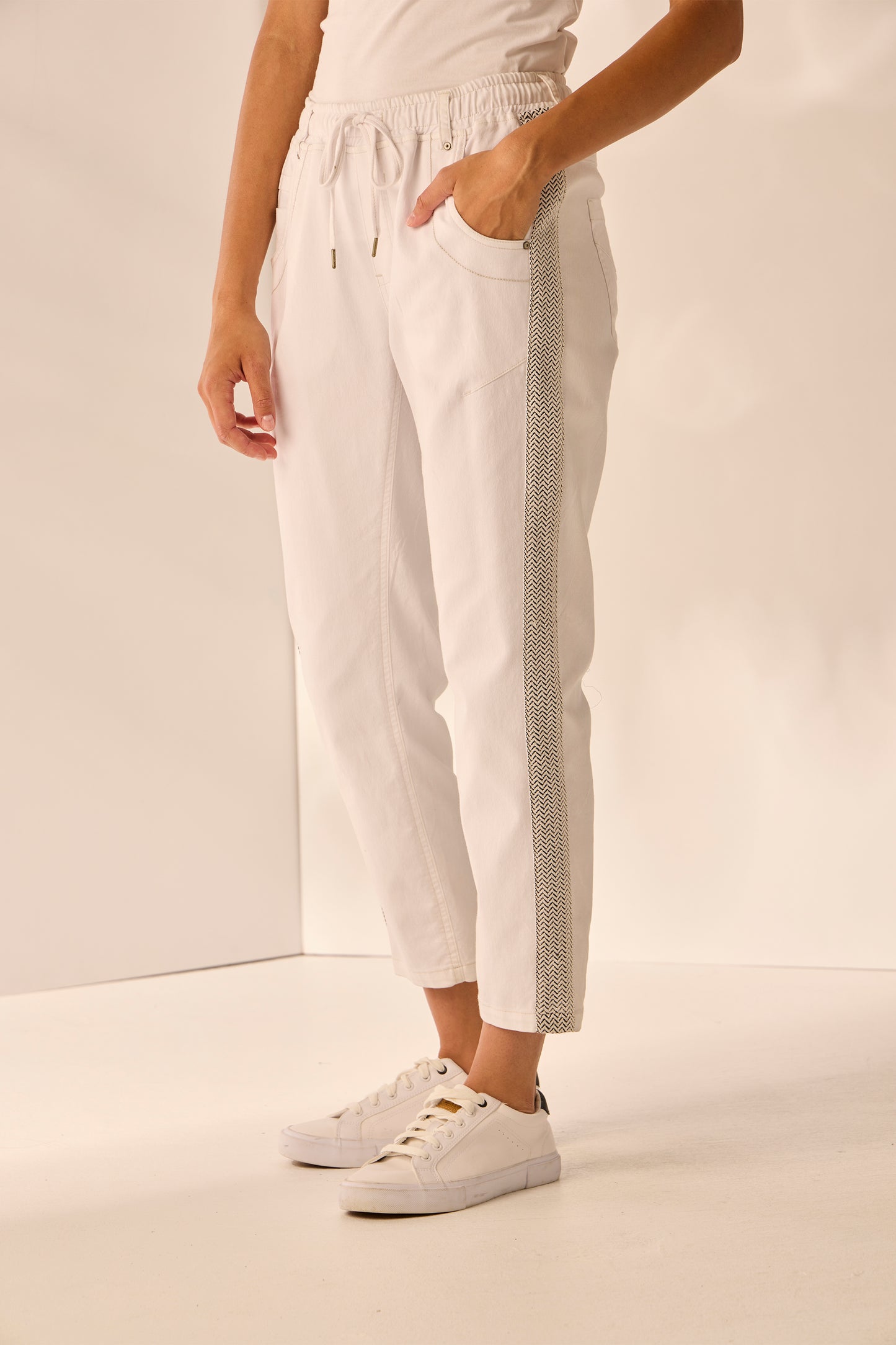 LANIA ZANE BOYFRIEND JEAN - WHITE - THE VOGUE STORE