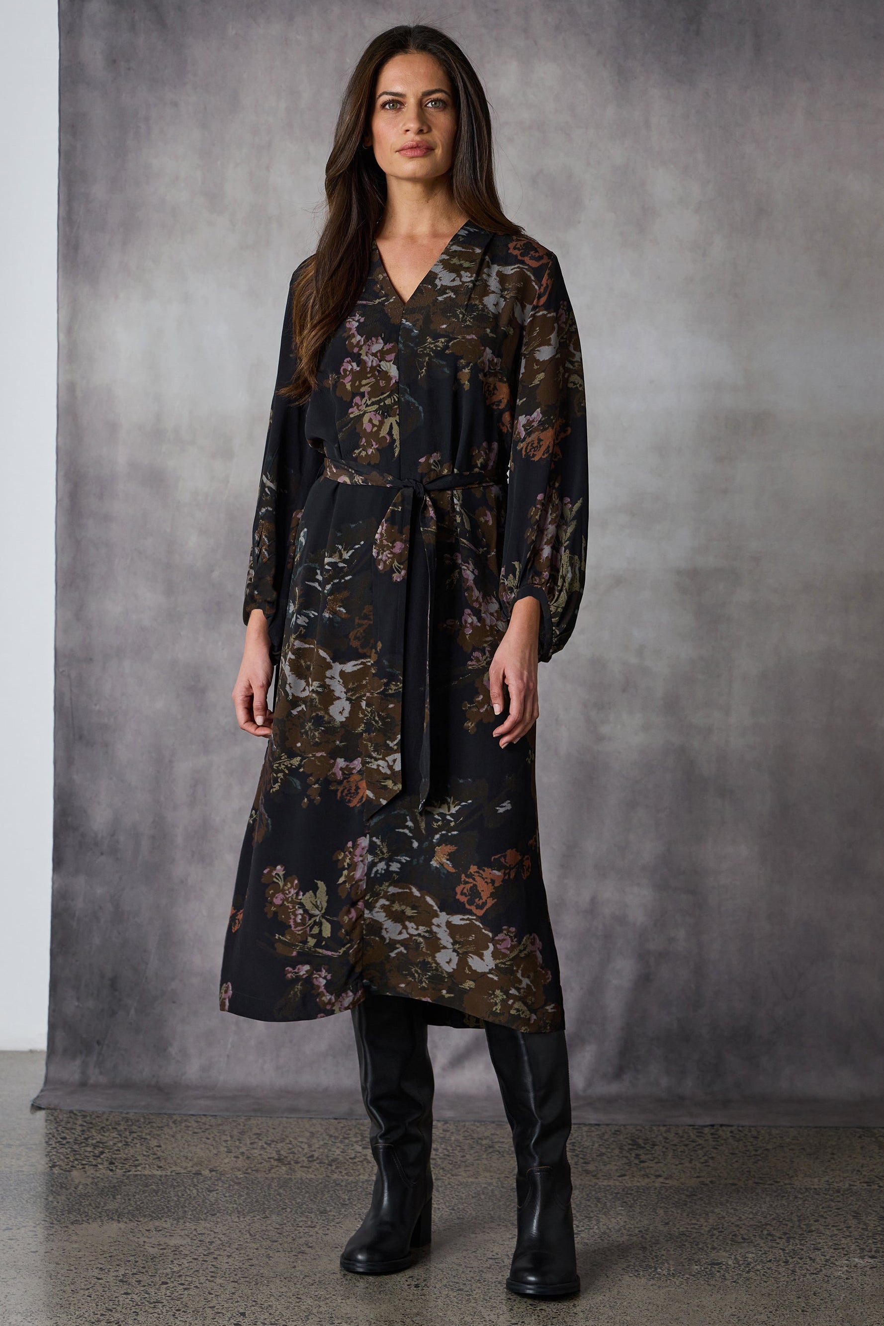 LANIA CAMEO DRESS  - THE VOGUE STORE