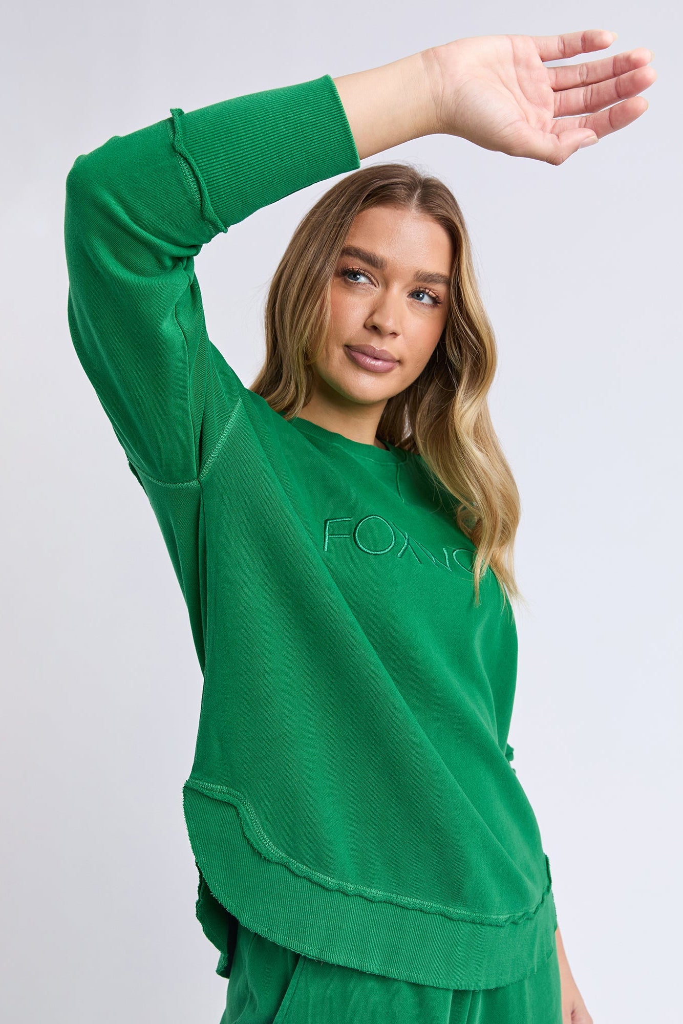 FOXWOOD SIMPLIFIED CREW - GREEN - THE VOGUE STORE