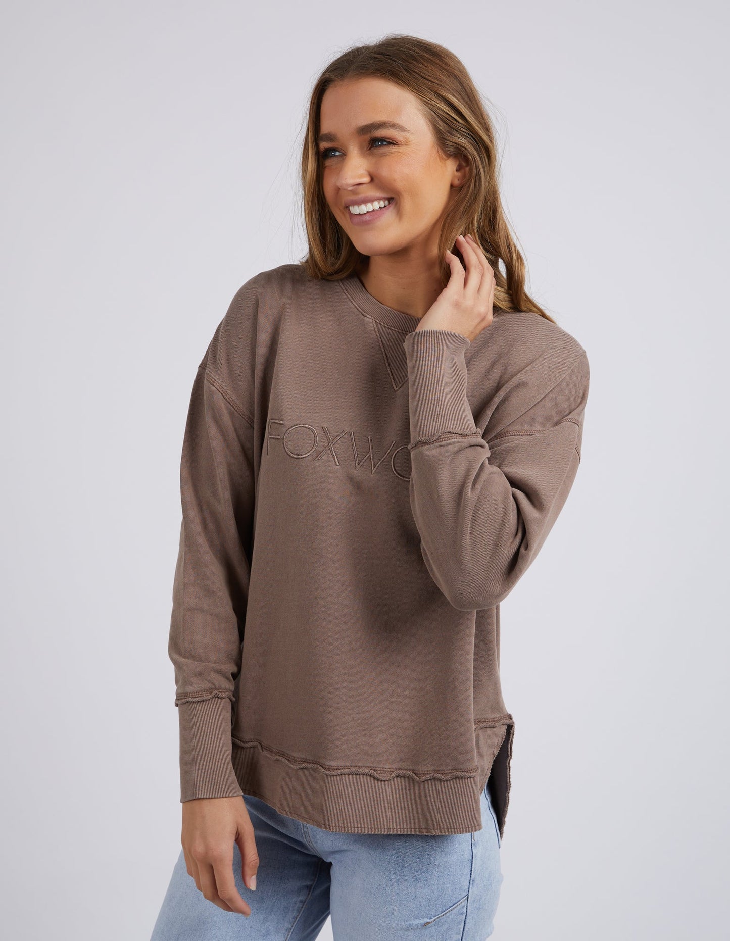 FOXWOOD SIMPLIFIED CREW - CHOCOLATE BROWN - THE VOGUE STORE