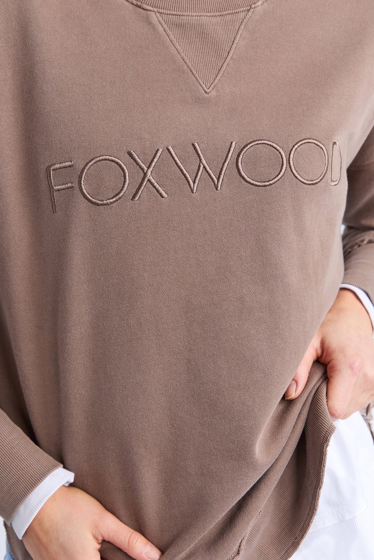 FOXWOOD SIMPLIFIED CREW - CHOCOLATE BROWN - THE VOGUE STORE
