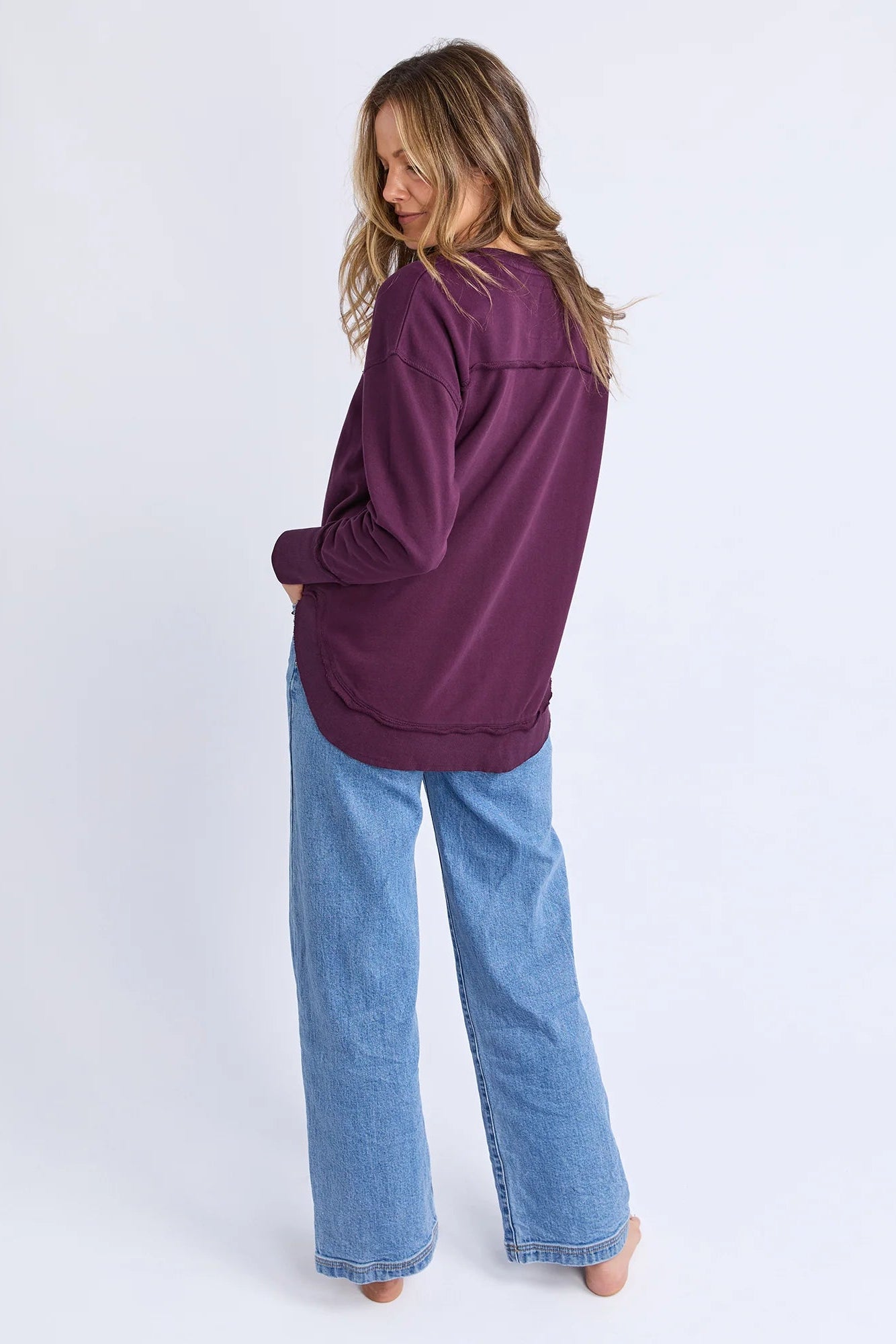 FOXWOOD SIMPLIFIED CREW - PLUM - THE VOGUE STORE