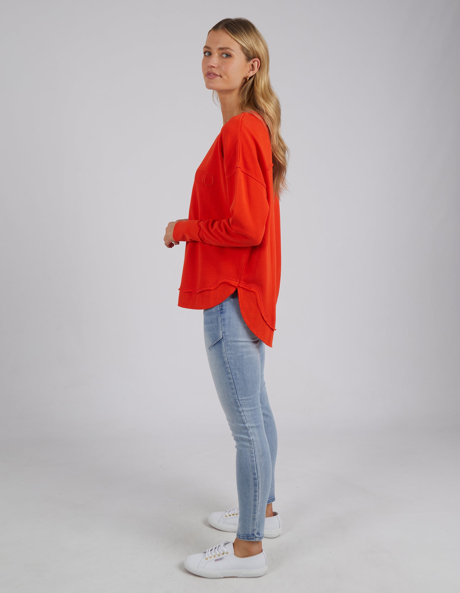 FOXWOOD SIMPLIFIED CREW - BRIGHT RED - THE VOGUE STORE
