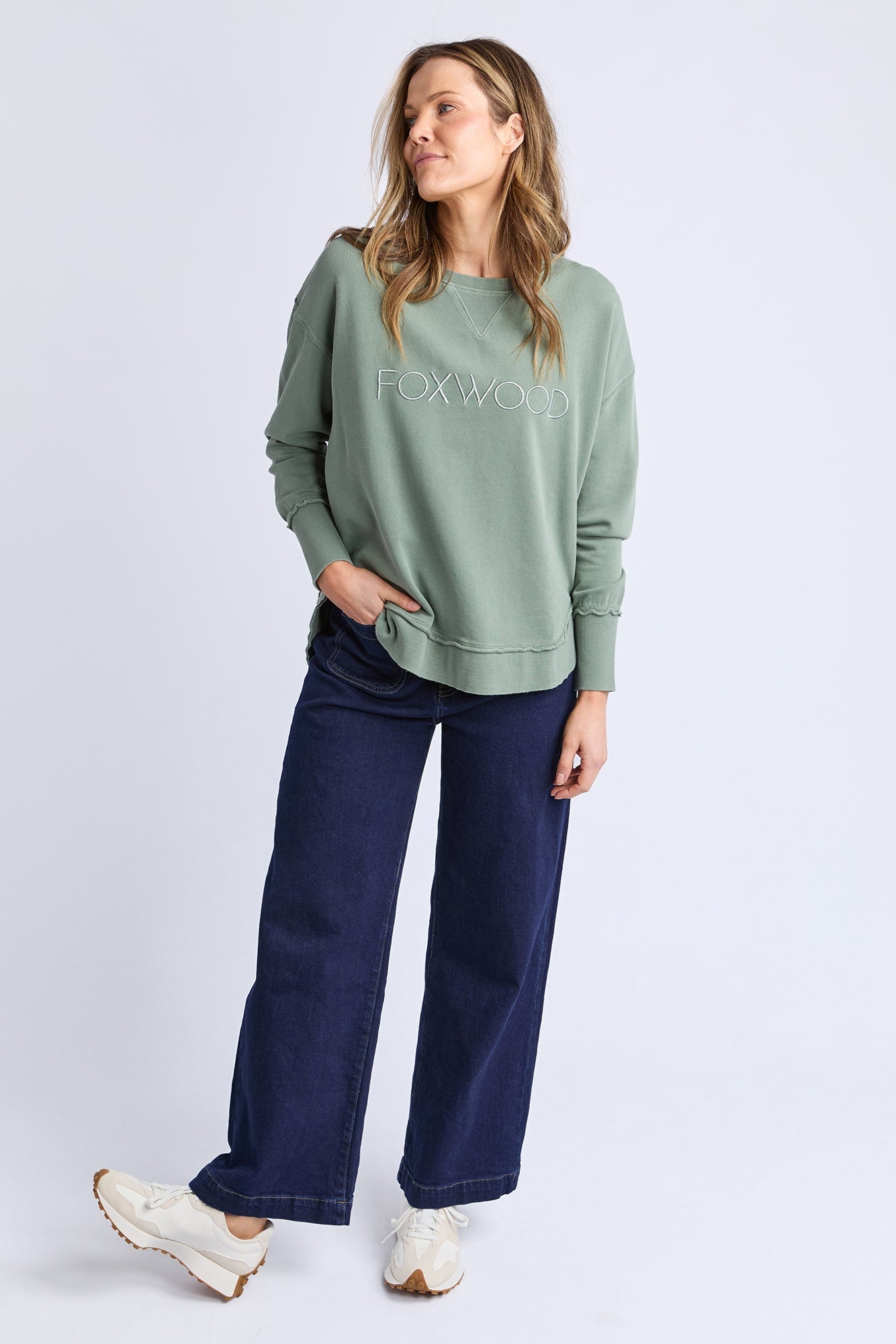 FOXWOOD SIMPLIFIED CREW - SAGE - THE VOGUE STORE