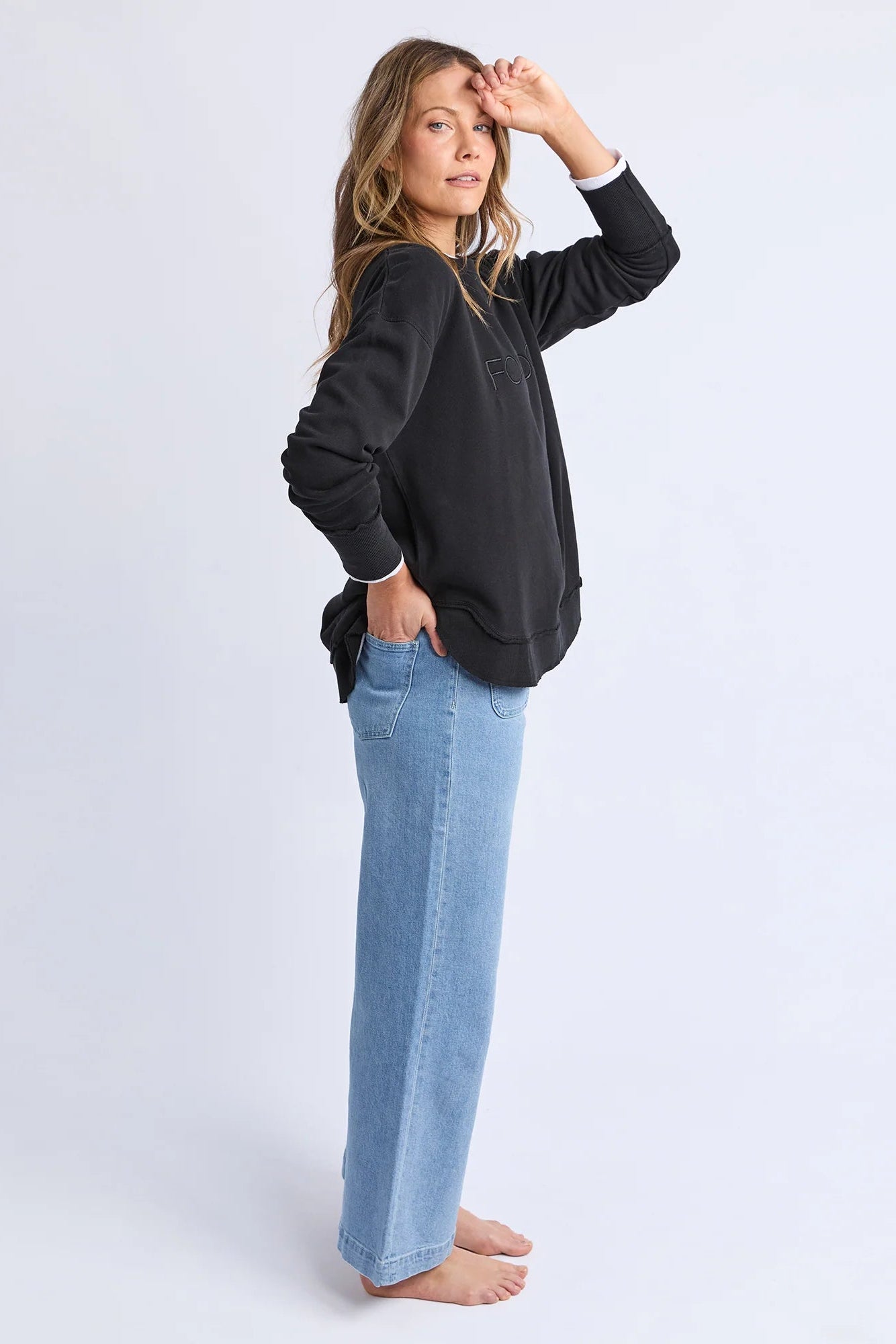 FOXWOOD SIMPLIFIED CREW - BLACK ON BLACK - THE VOGUE STORE