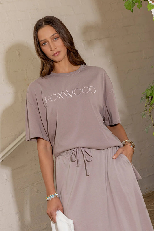 FOXWOOD SIMPLIFIED TEE - BROWN - THE VOGUE STORE