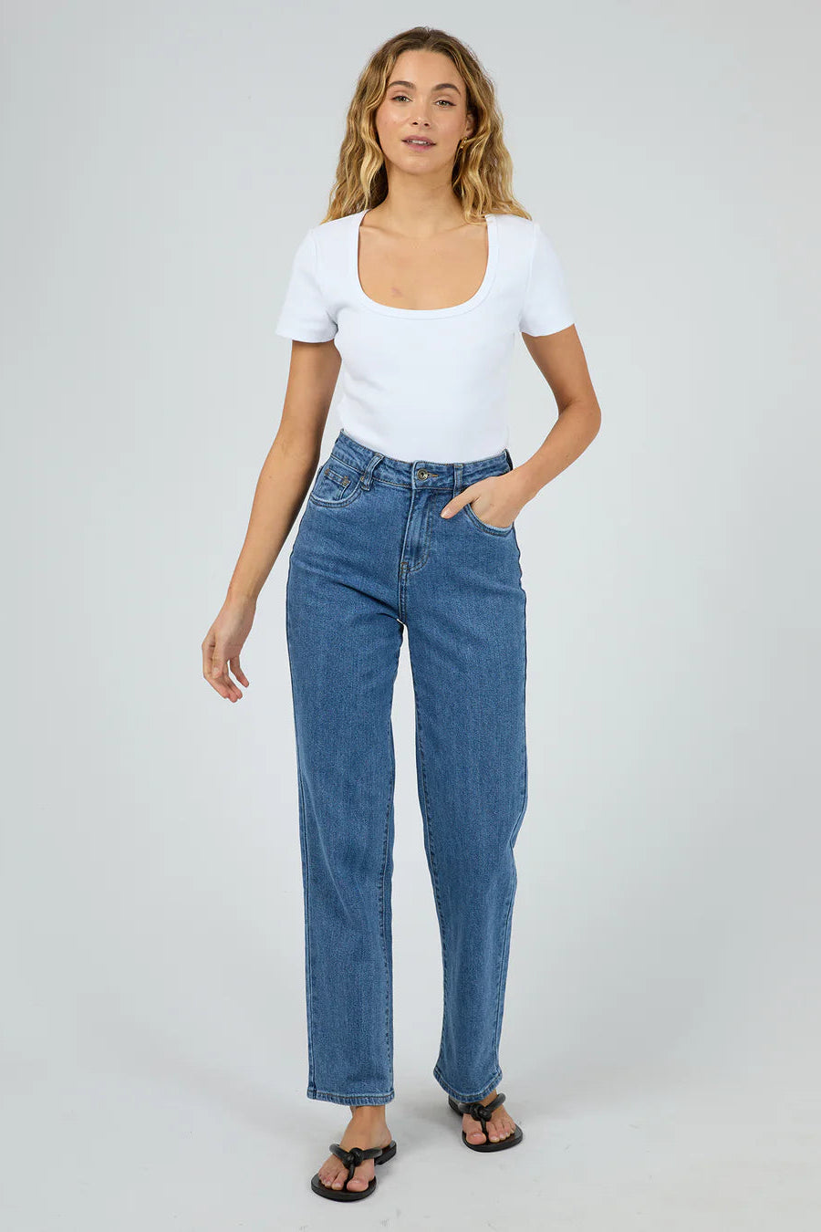 SILENT THEORY MIA TEE - WHITE - THE VOGUE STORE