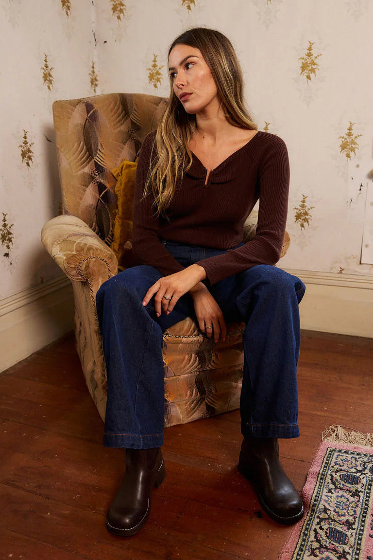 THING THING LOOP LONGSLEEVE - CHOCOLATE - THE VOGUE STORE