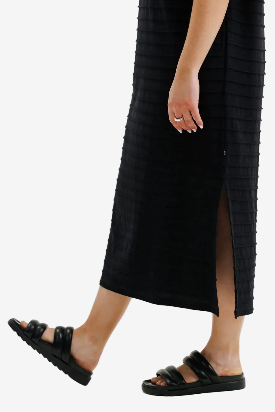 HOMELEE MILLA DRESS - BLACK PETAL - THE VOGUE STORE