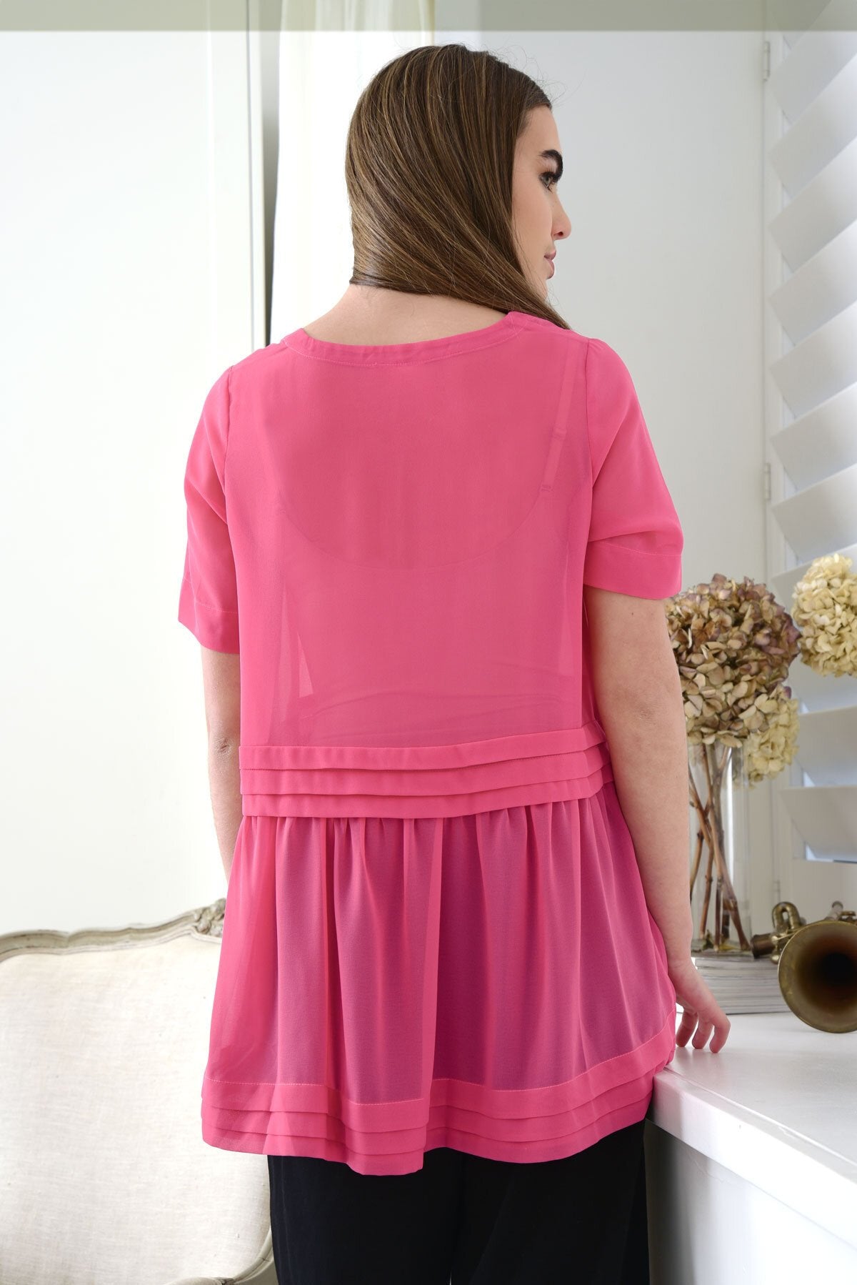 CURATE LIGHT HEARTED TOP - PINK - THE VOGUE STORE