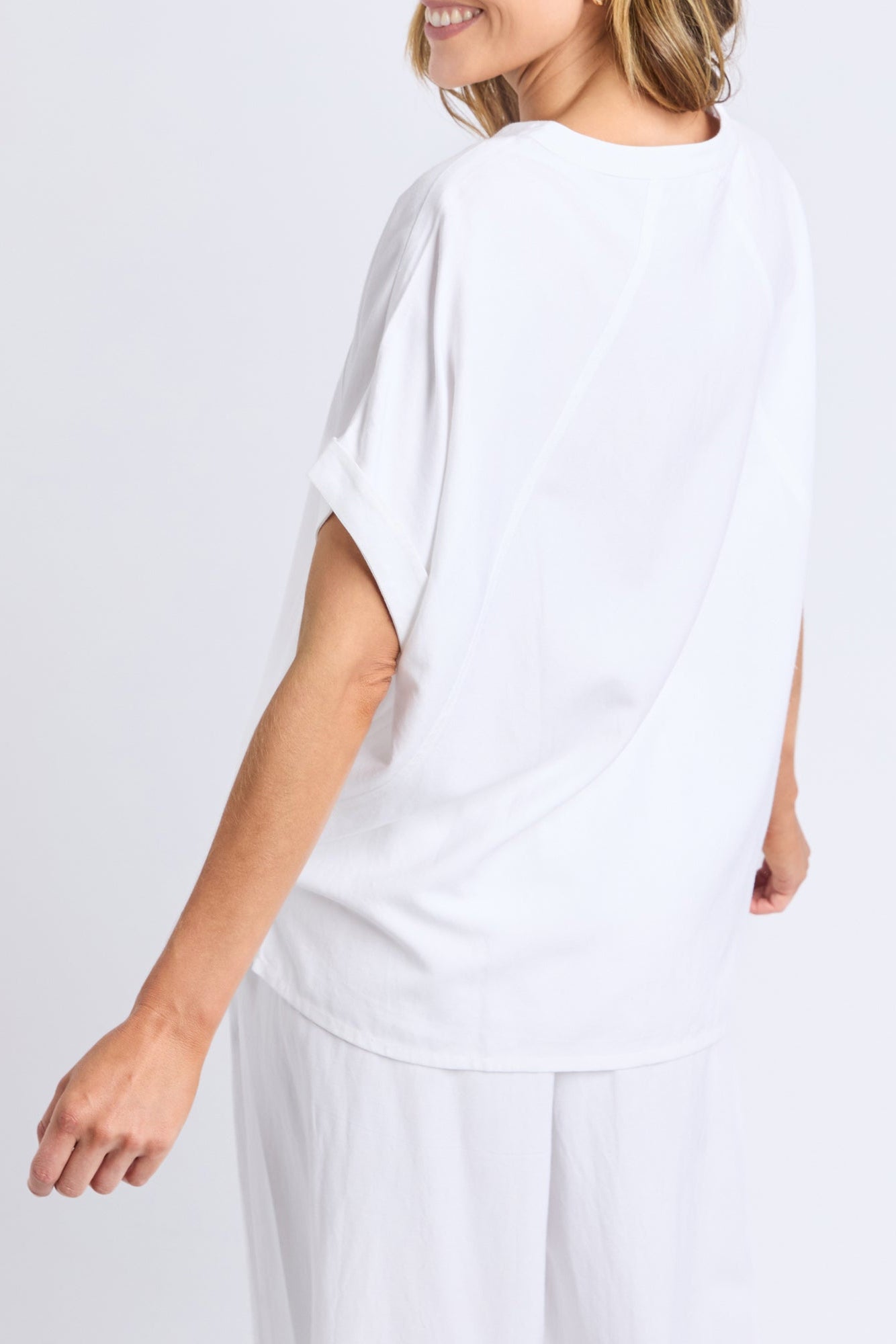 ELM MAURA TOP - WHITE - THE VOGUE STORE