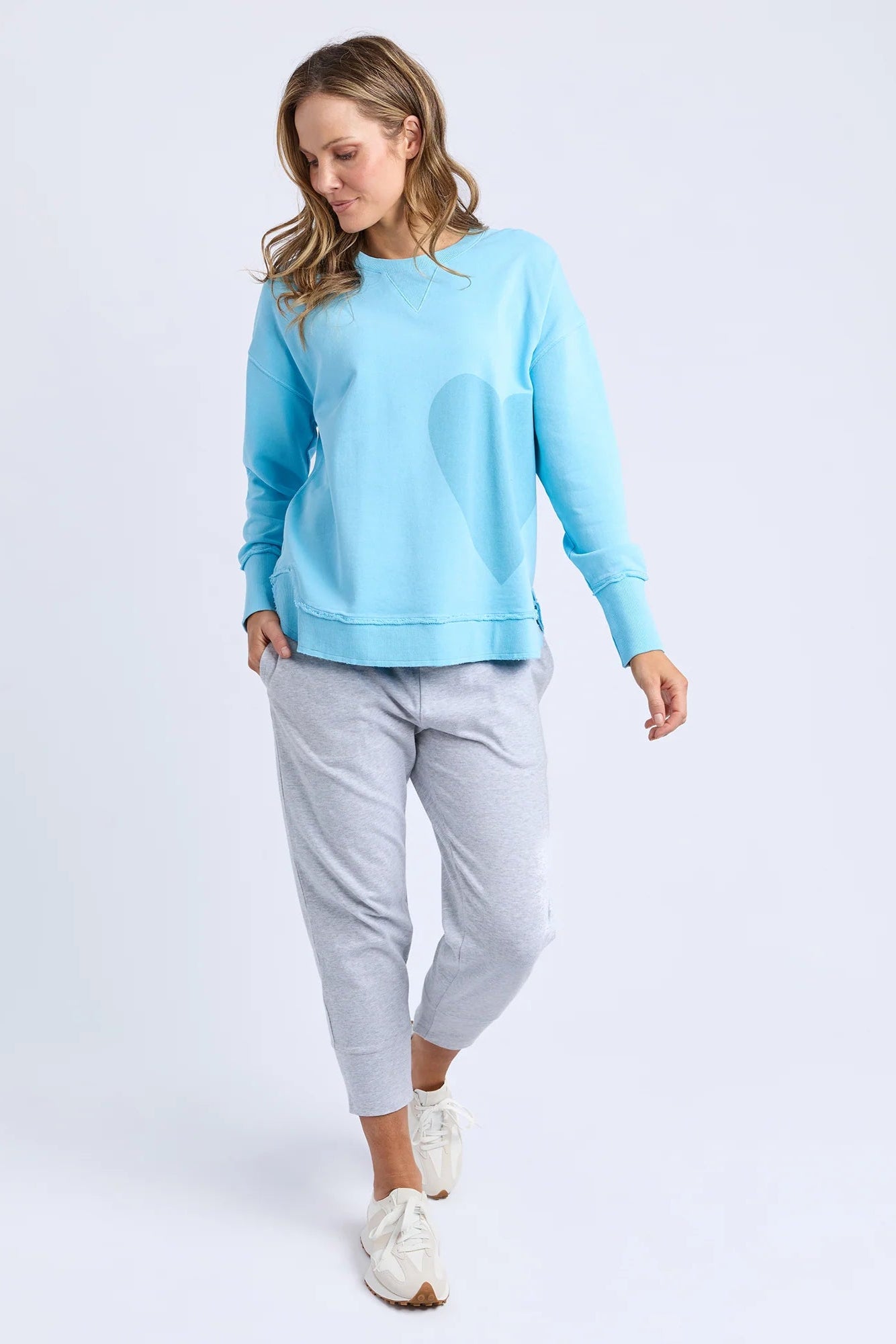 ELM ONE HEART CREW - SPRAY BLUE - WILDROSE