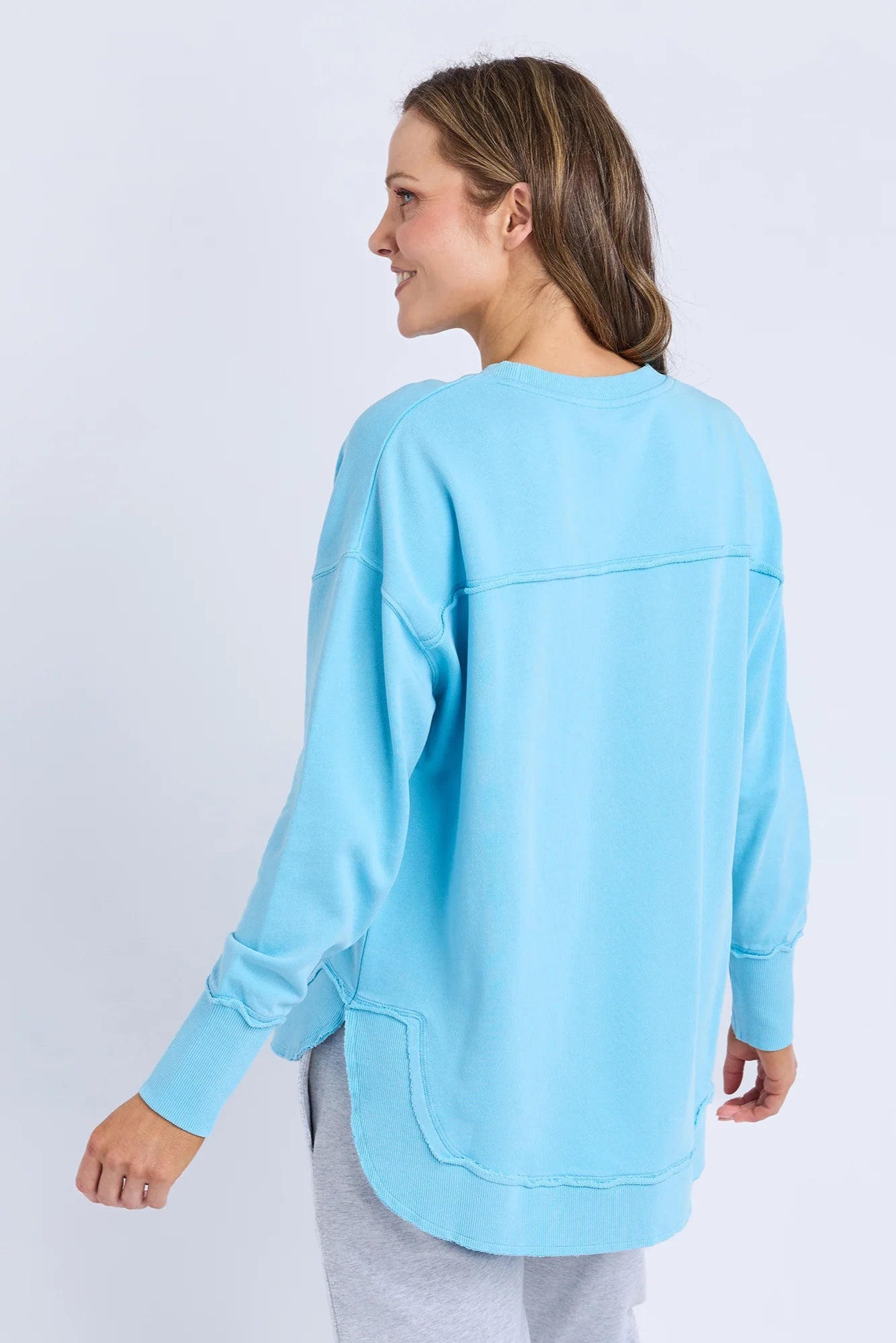 ELM ONE HEART CREW - SPRAY BLUE - WILDROSE