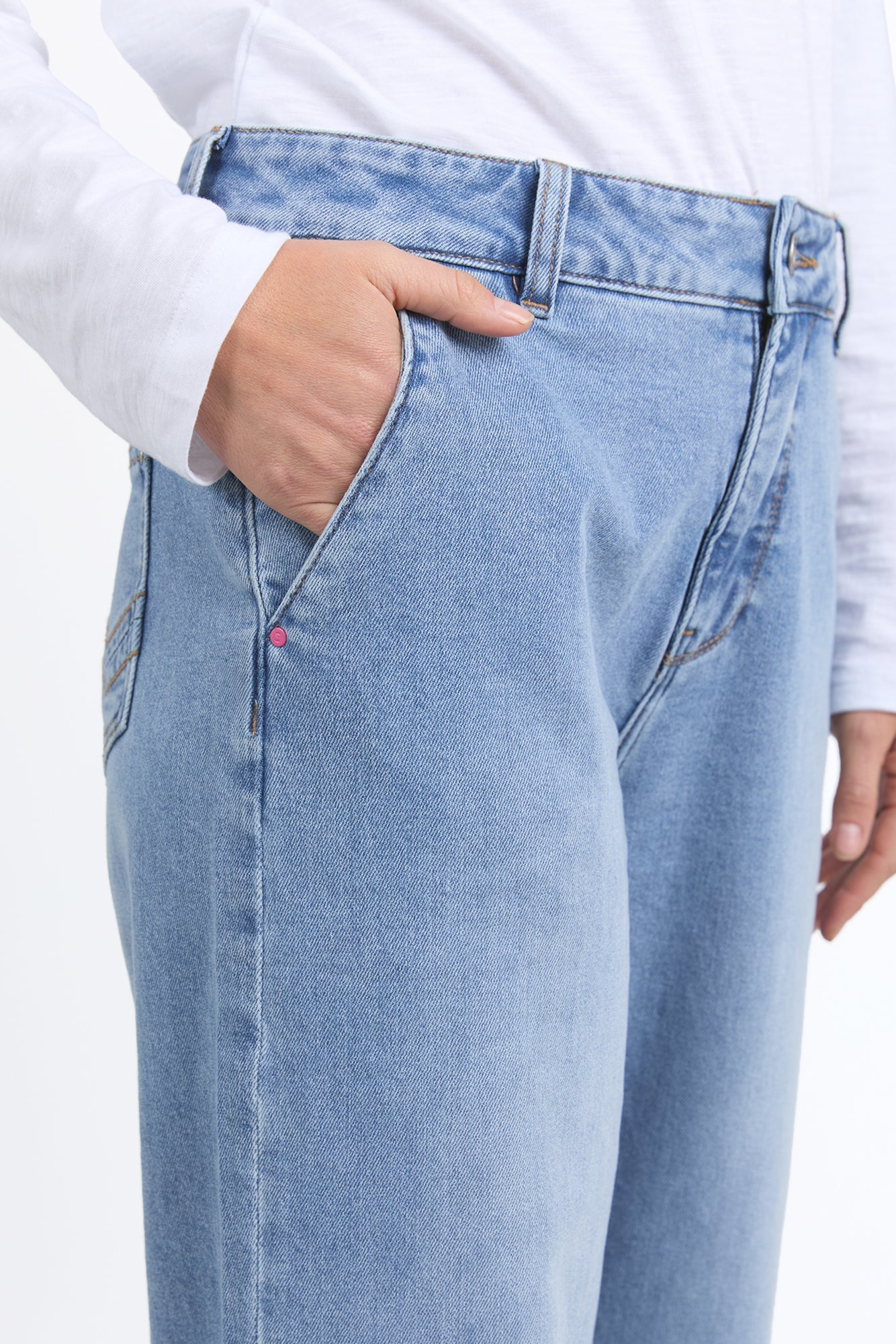 ELM IZZY WIDE LEG JEAN - VINTAGE BLUE WASH - THE VOGUE STORE