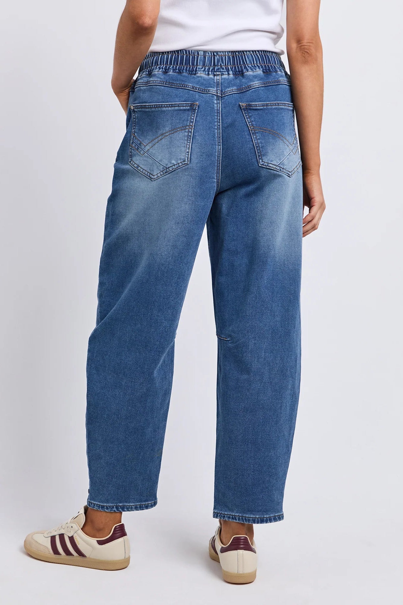 ELM MARTA BARREL JOGGER - MID BLUE WASH - THE VOGUE STORE
