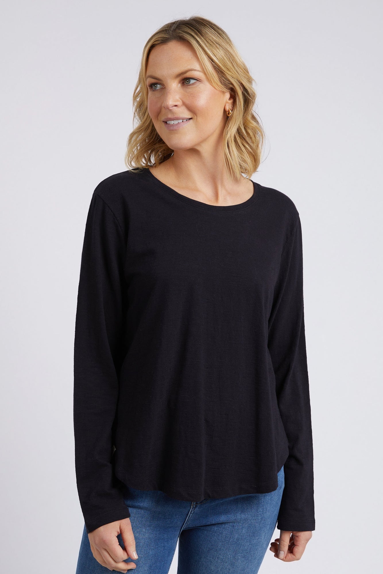 ELM EVERYDAY L/S TEE - BLACK - THE VOGUE STORE