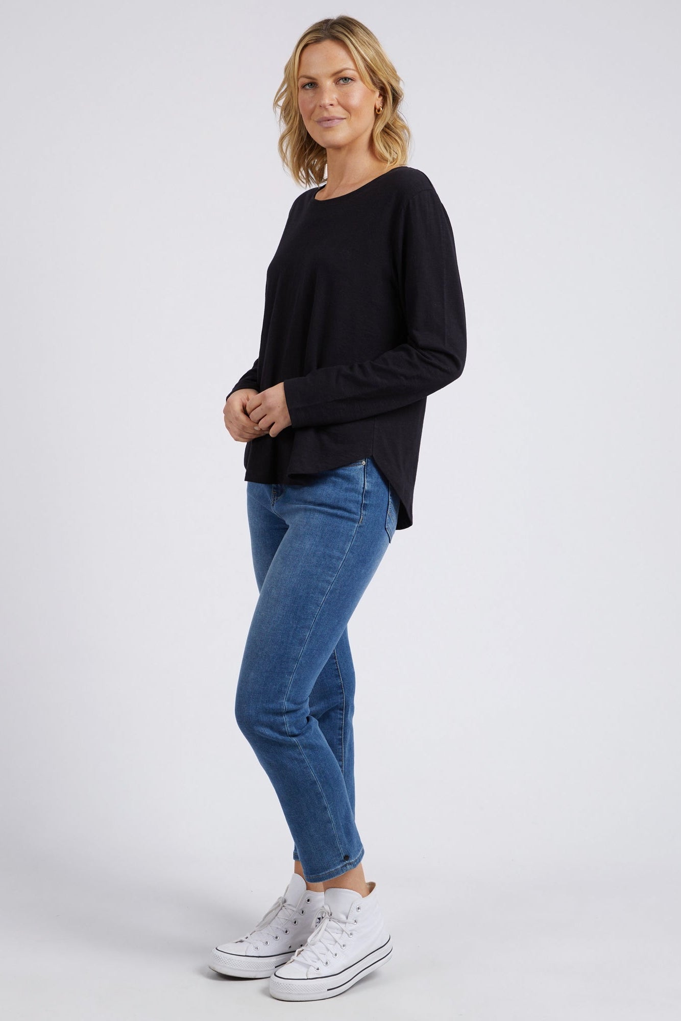 ELM EVERYDAY L/S TEE - BLACK - THE VOGUE STORE