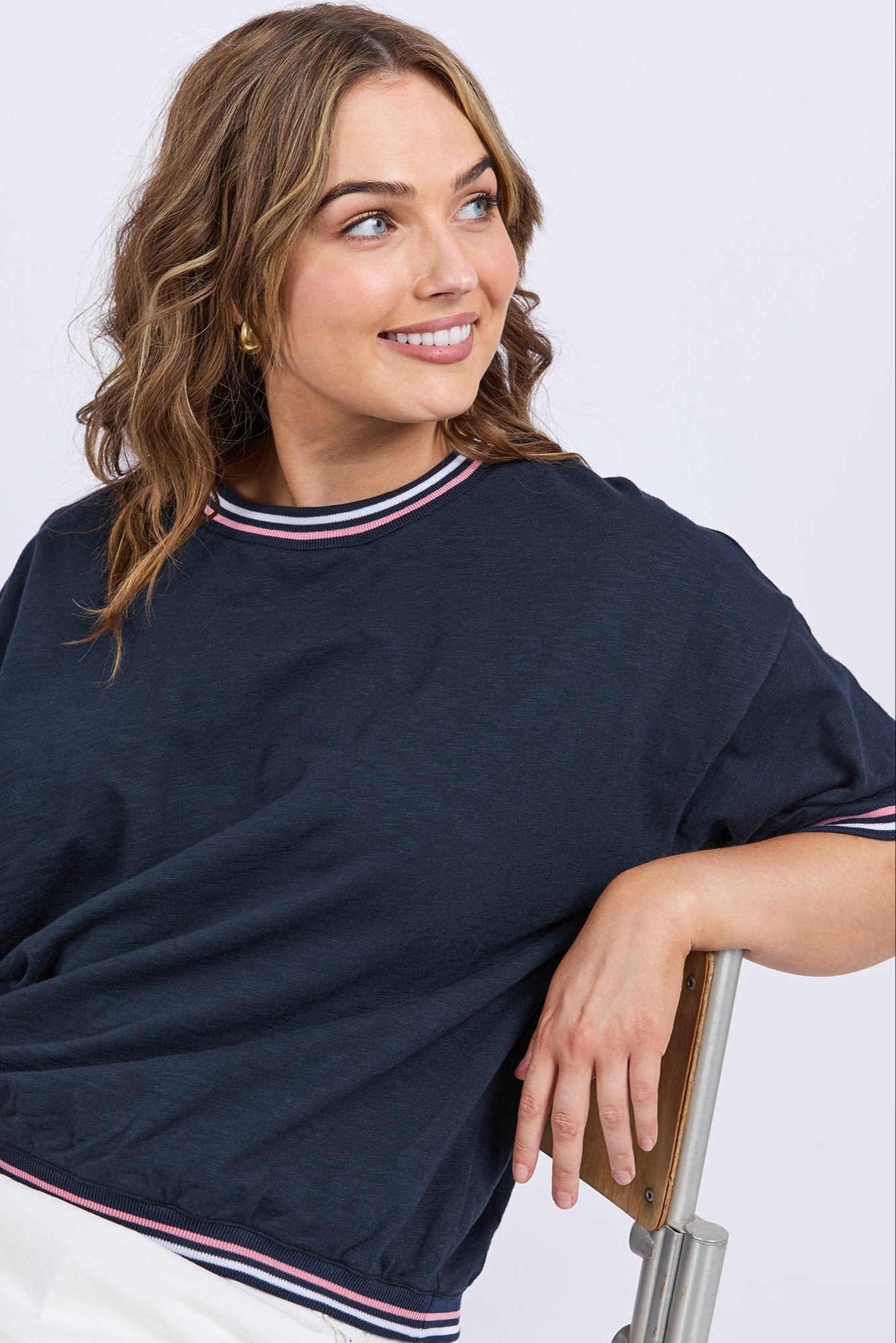 ELM FAYE S/S SWEAT - NAVY - THE VOGUE STORE