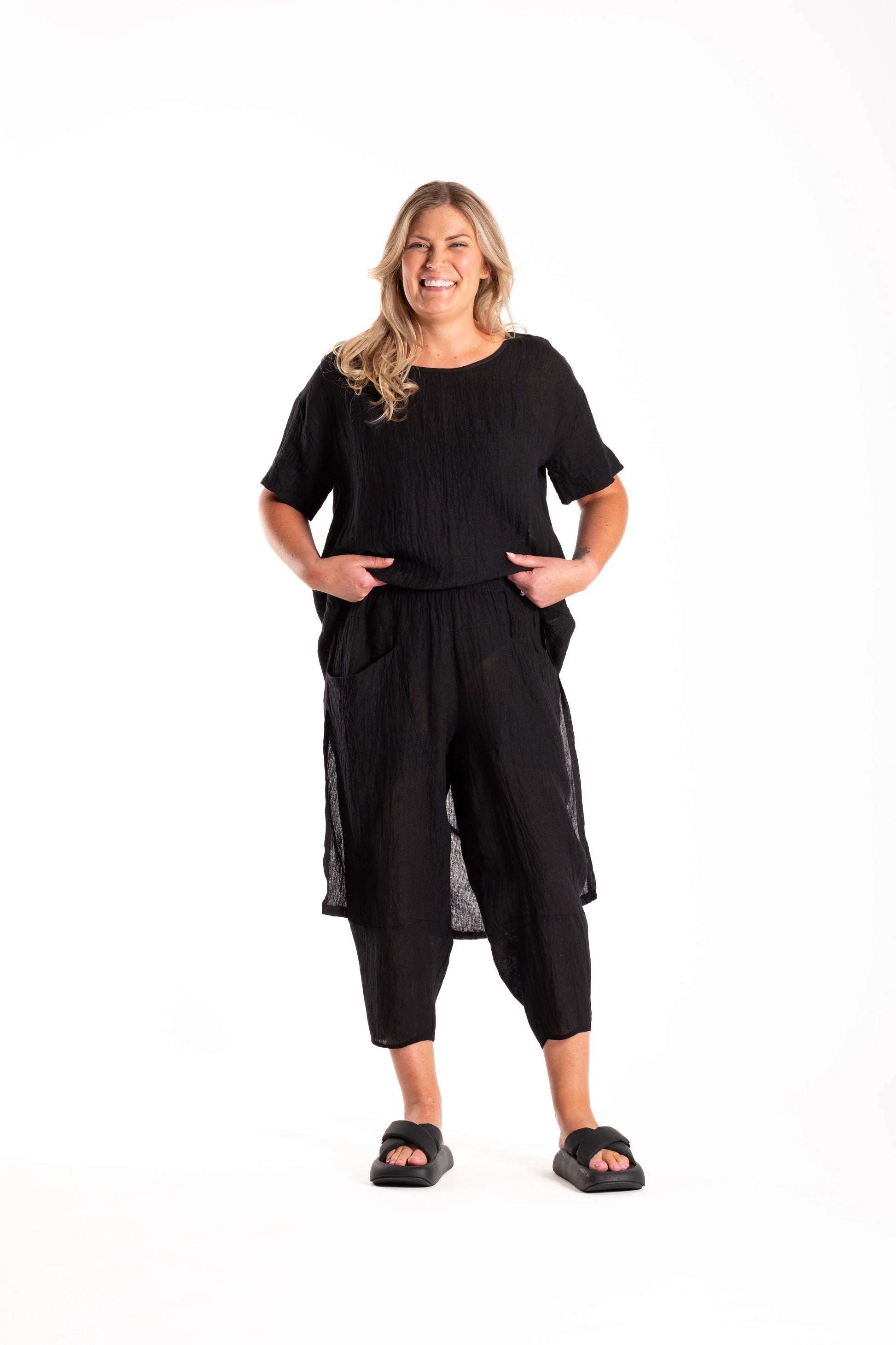 DEEANNE HOBBS COMMAND PANTS - BLACK FLAX - THE VOGUE STORE