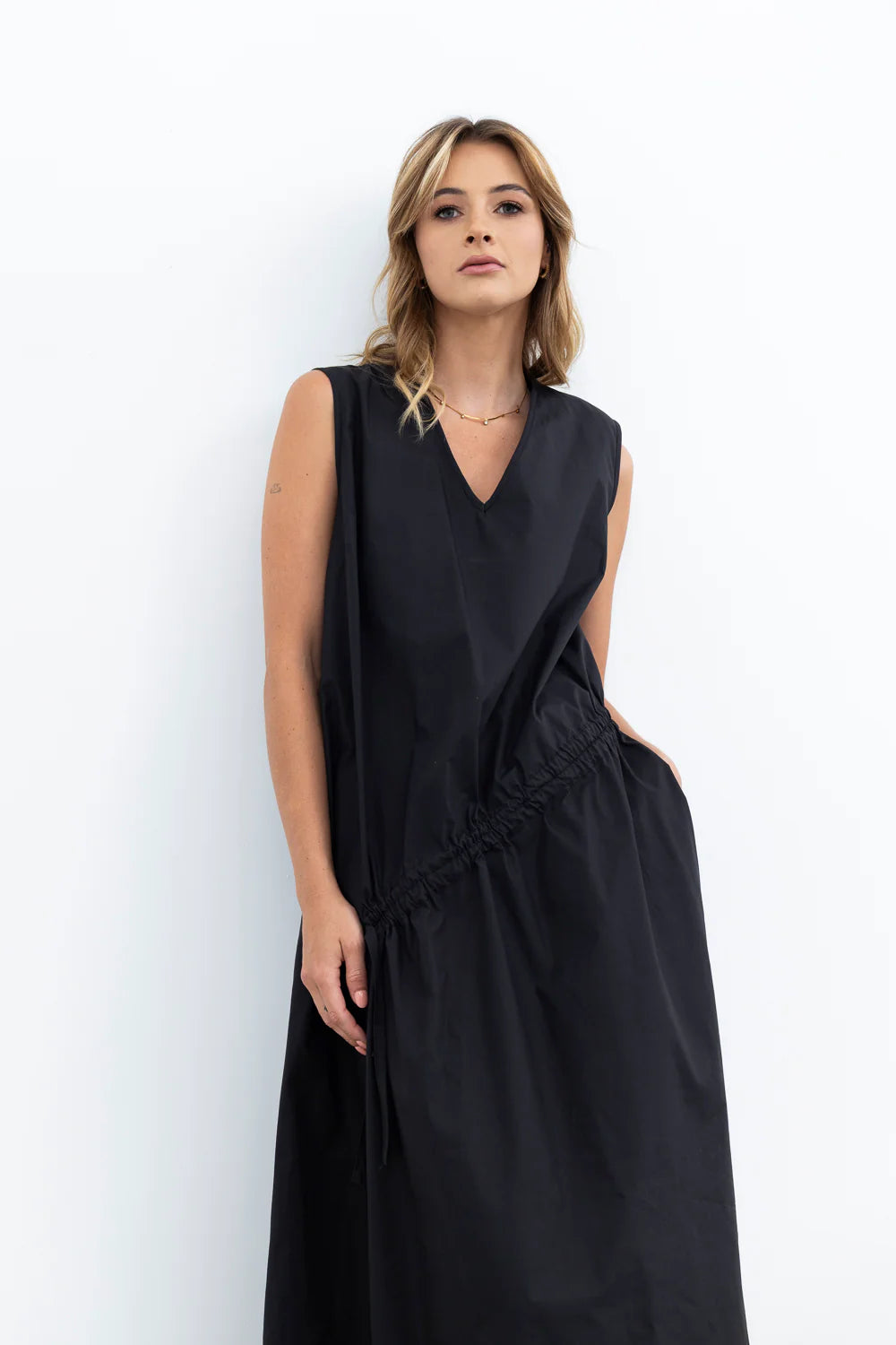 STYLE X LAB CINEMATIC DRESS - BLACK - THE VOGUE STORE