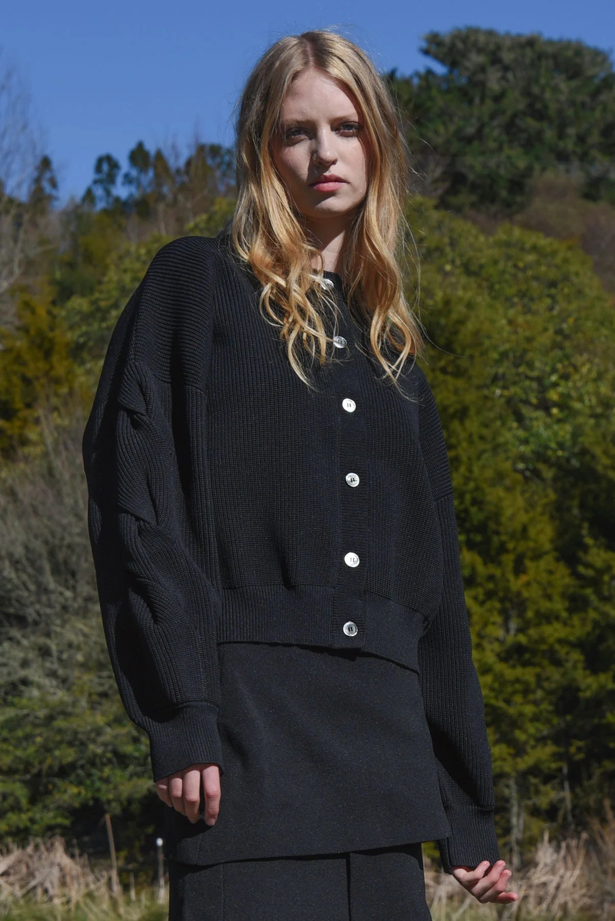 COOP TWIST & SHOUT CARDIGAN - BLACK - THE VOGUE STORE