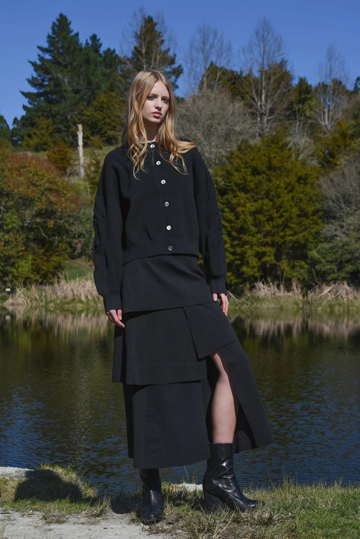 COOP TWIST & SHOUT CARDIGAN - BLACK - THE VOGUE STORE