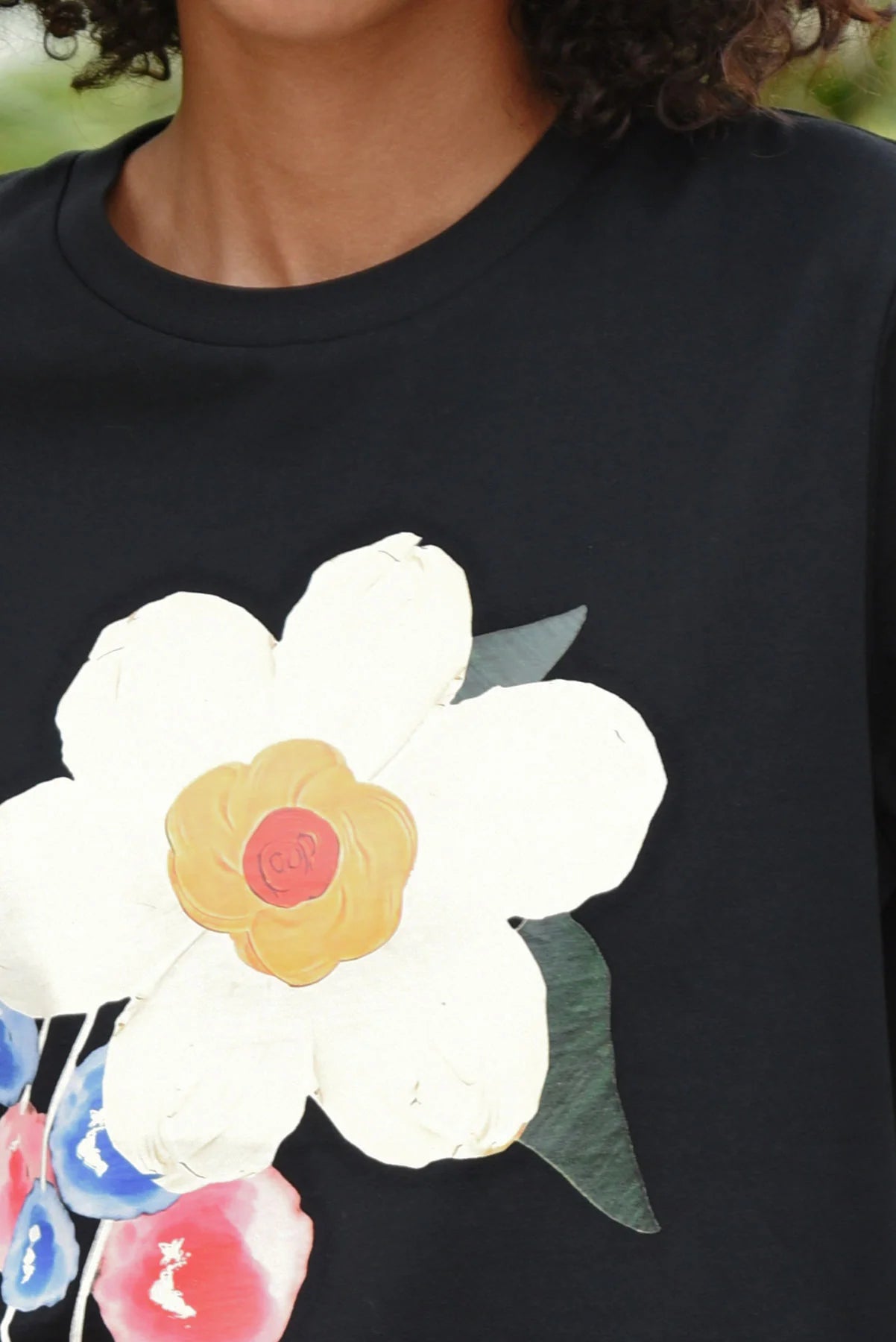 COOP BLOOMING MARVELLOUS T-SHIRT - BLACK - THE VOGUE STORE