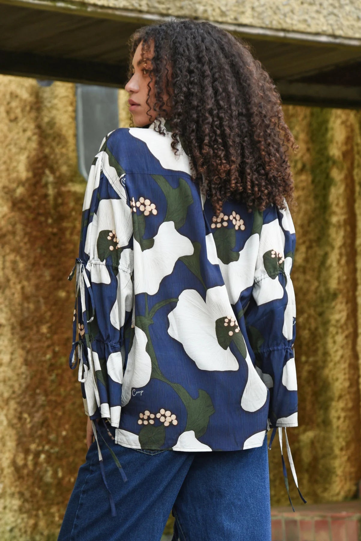 COOP SLEEVE IT TO ME SHIRT - NAVY FLORAL - THE VOGUE STORE