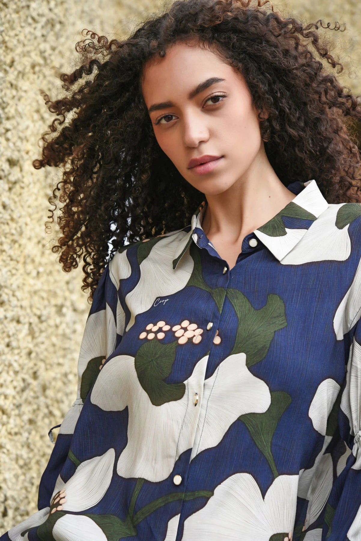 COOP SLEEVE IT TO ME SHIRT - NAVY FLORAL - THE VOGUE STORE