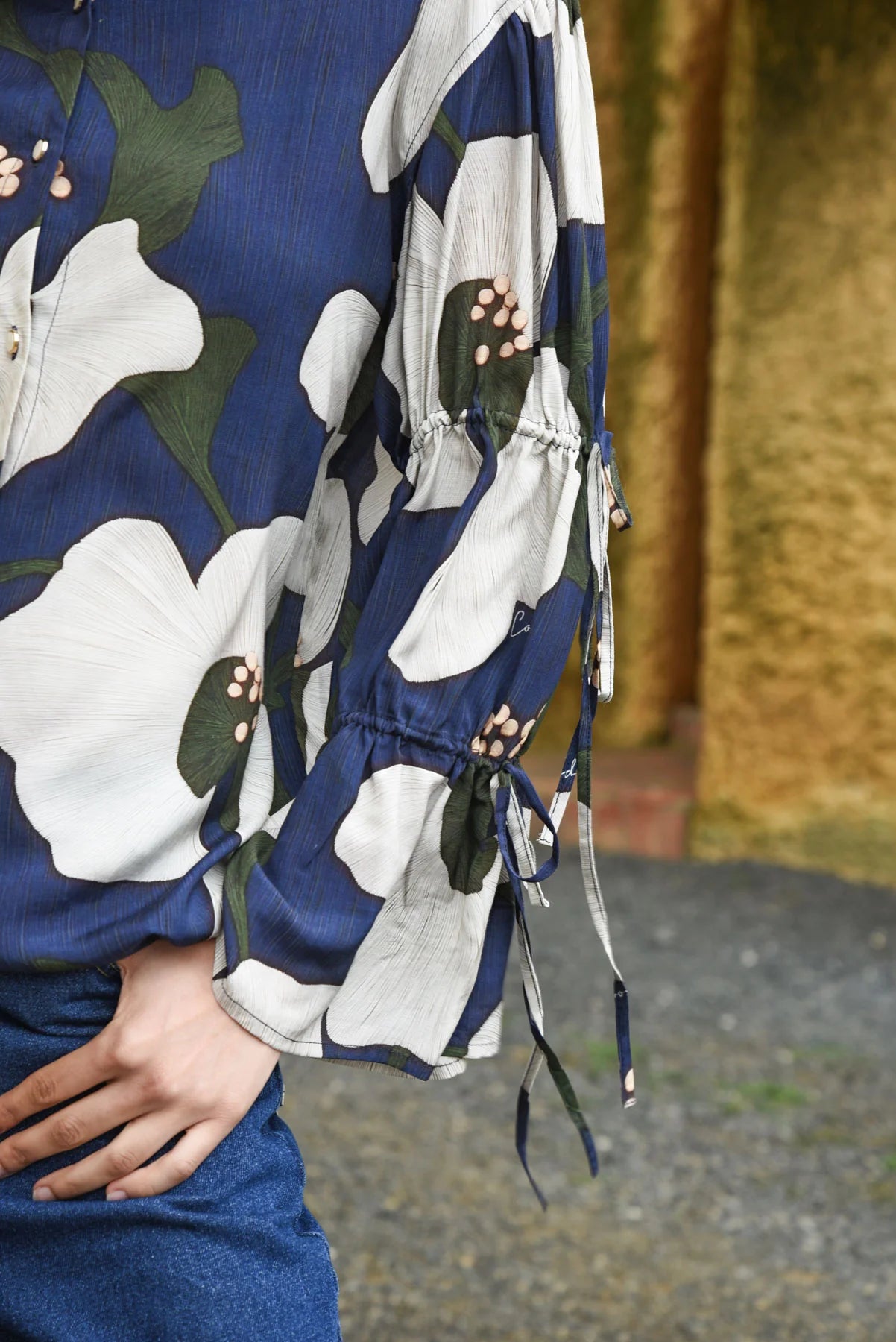 COOP SLEEVE IT TO ME SHIRT - NAVY FLORAL - THE VOGUE STORE
