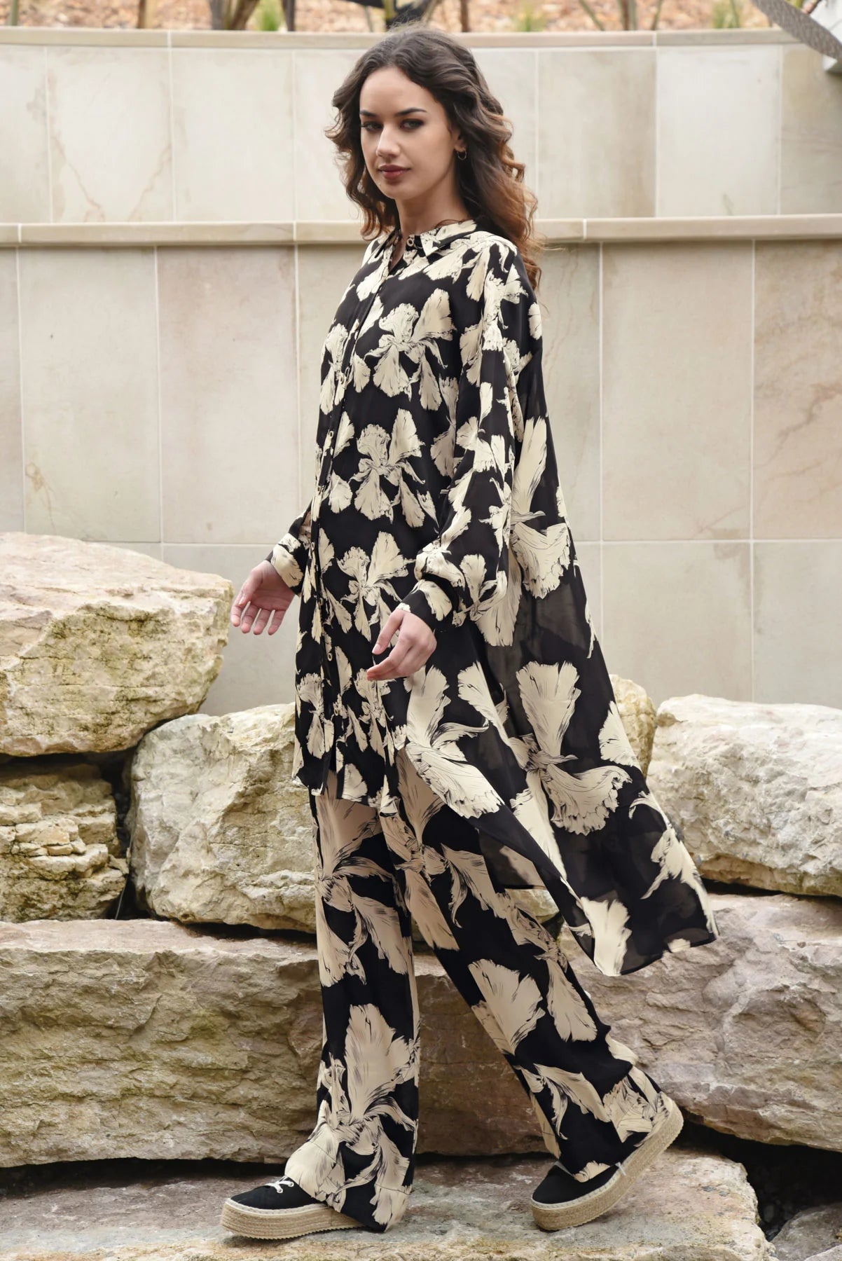 CURATE JUST PRESS PLAY SHIRT - VINTAGE FLORAL – THE VOGUE STORE