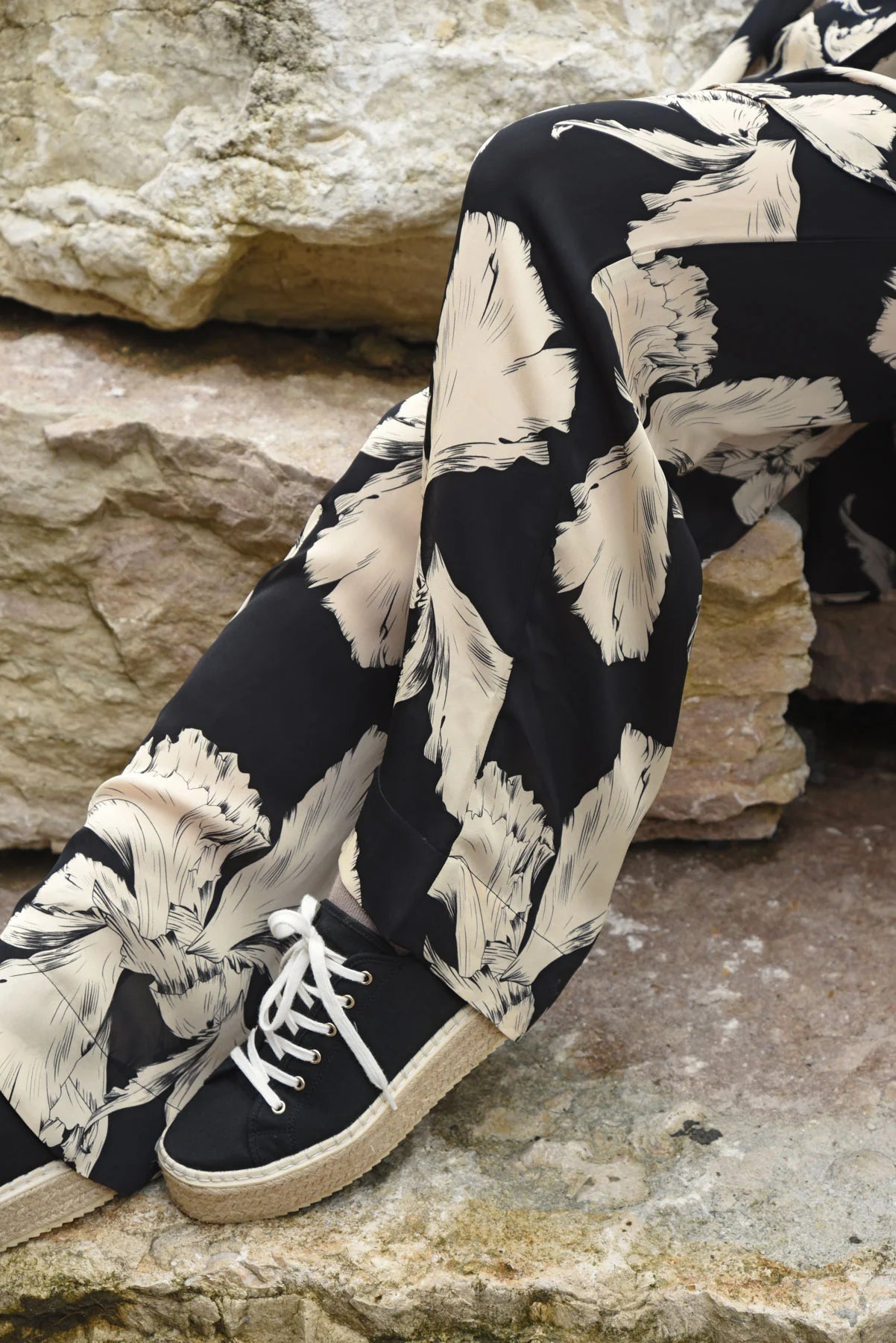 CURATE CITY LIGHTS PANT - VINTAGE FLORAL - THE VOGUE STORE