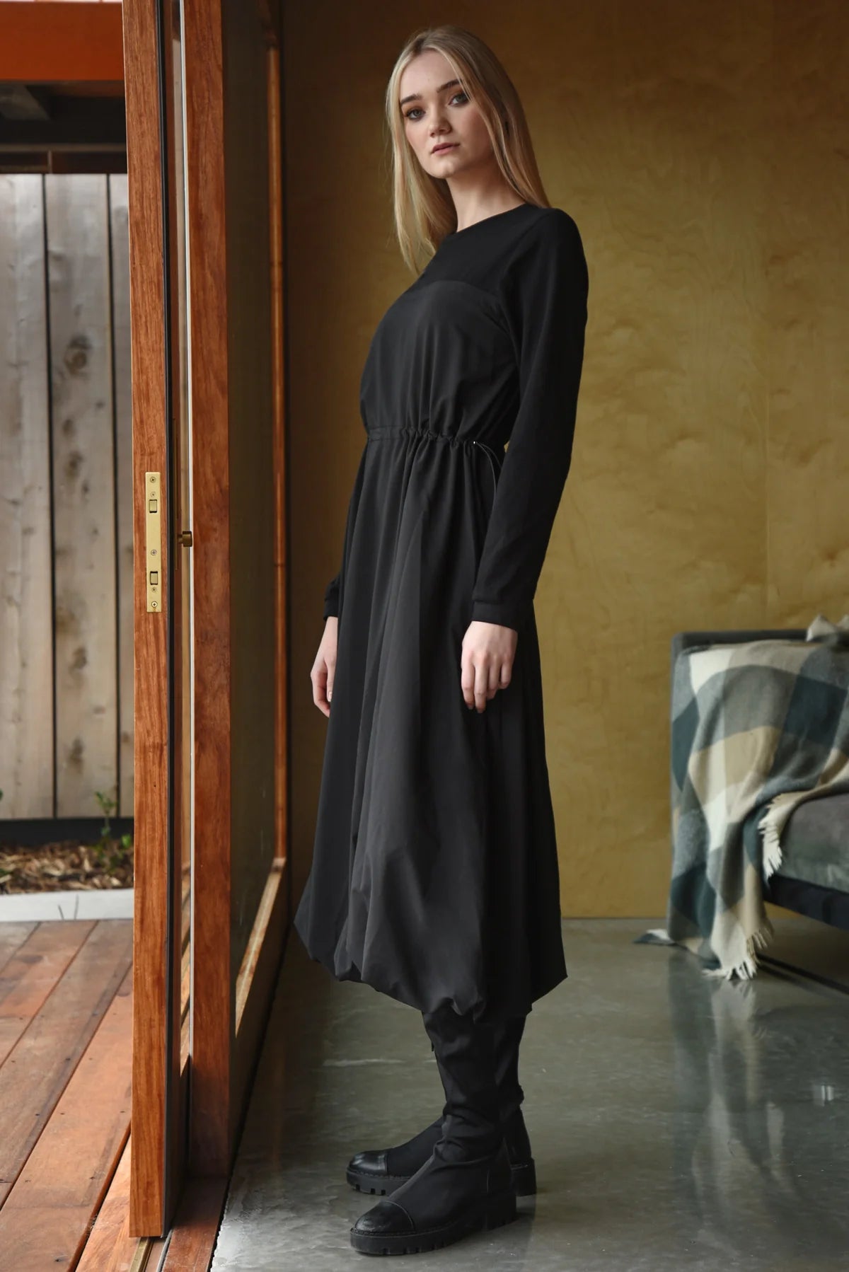 CURATE THE ART OF GIVING DRESS - BLACK - THE VOGUE STORE