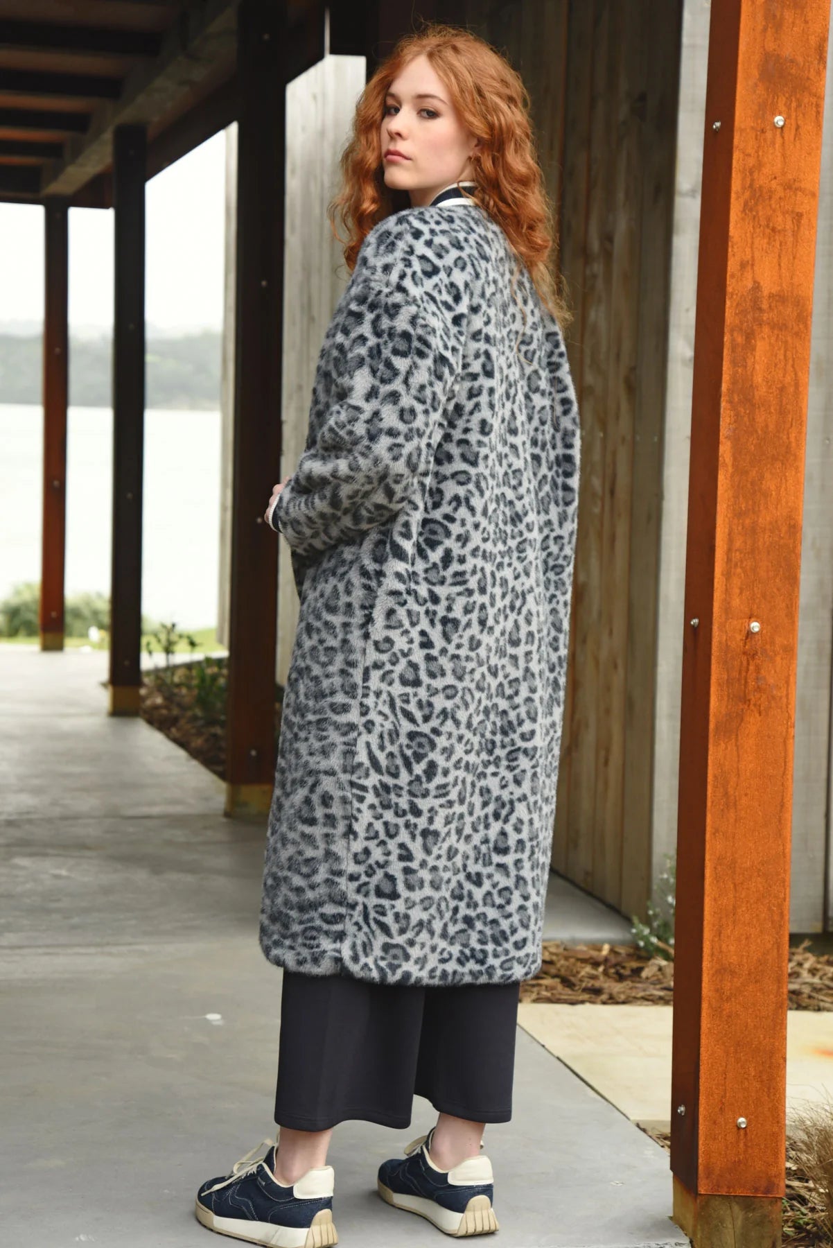 CURATE ON THE SPOT COAT - BLUE - THE VOGUE STORE