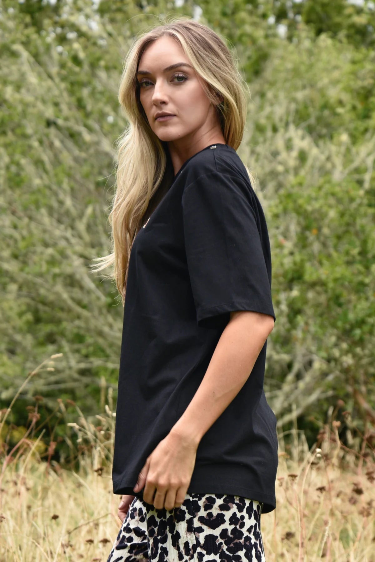 CURATE CHARM SCHOOL T SHIRT - BLACK - THE VOGUE STORE