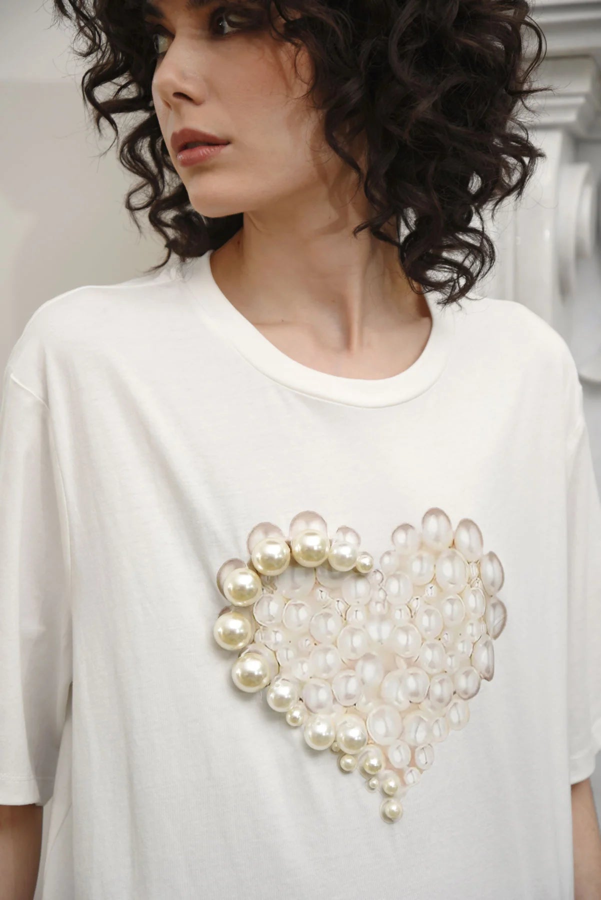 CURATE PEARL UP TEE - WHITE - THE VOGUE STORE