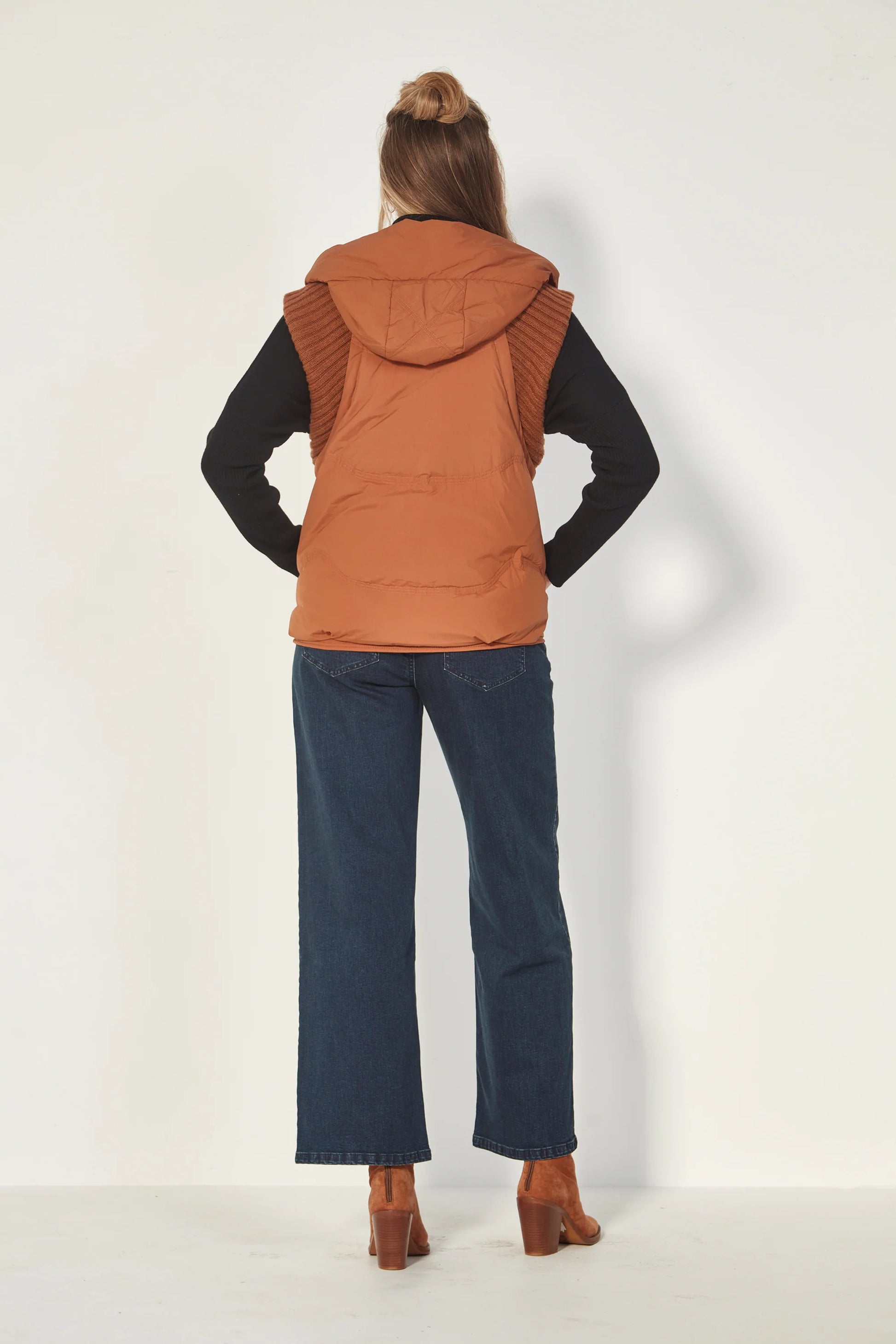 VERGE CHAKA VEST - NUTMEG - THE VOGUE STORE