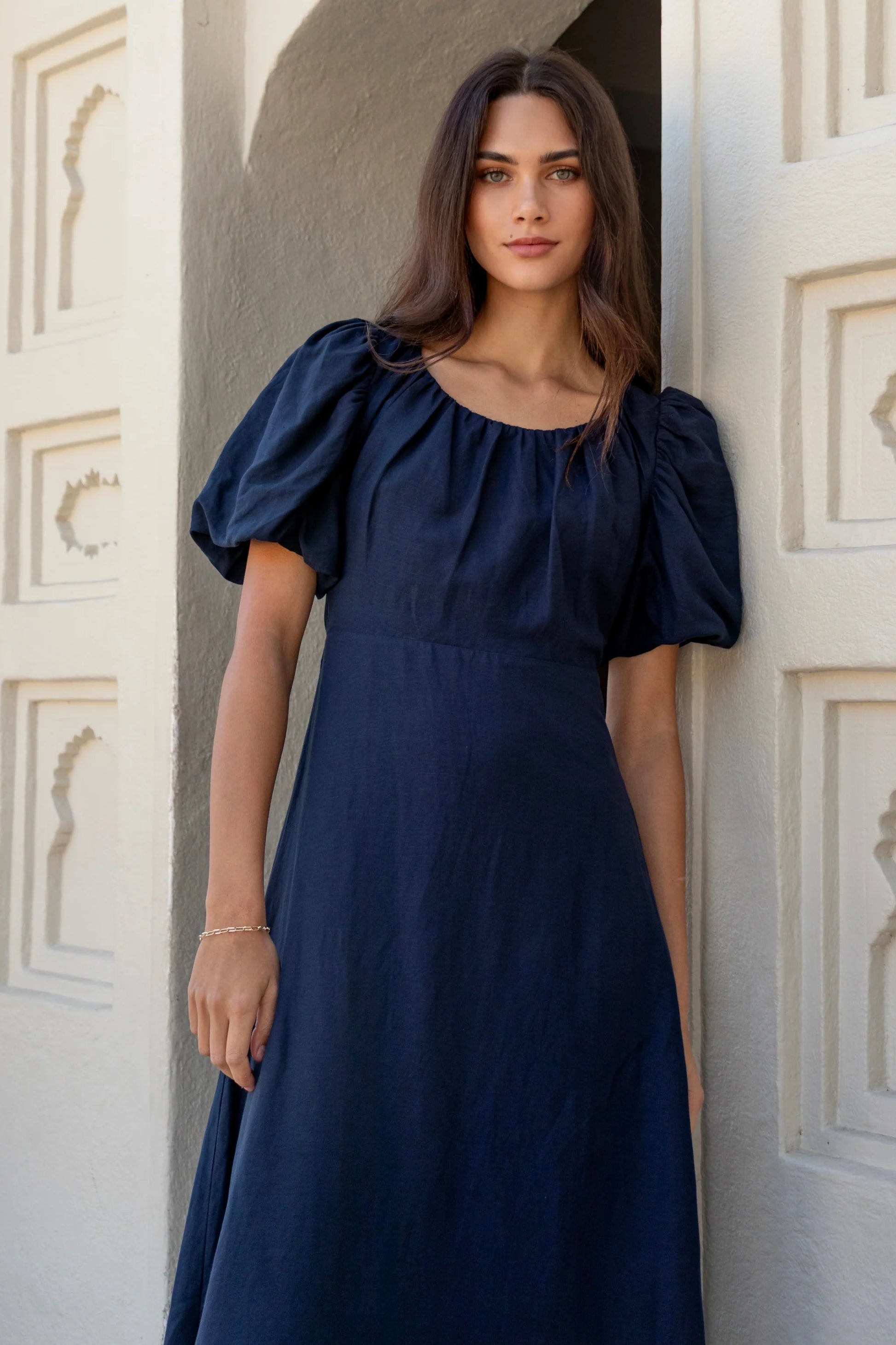 STORIES BE TOLD CHORUS NAVY PUFF SLEEVE SCOOP NECK FLOATY MAXI DRESS - THE VOGUE STORE