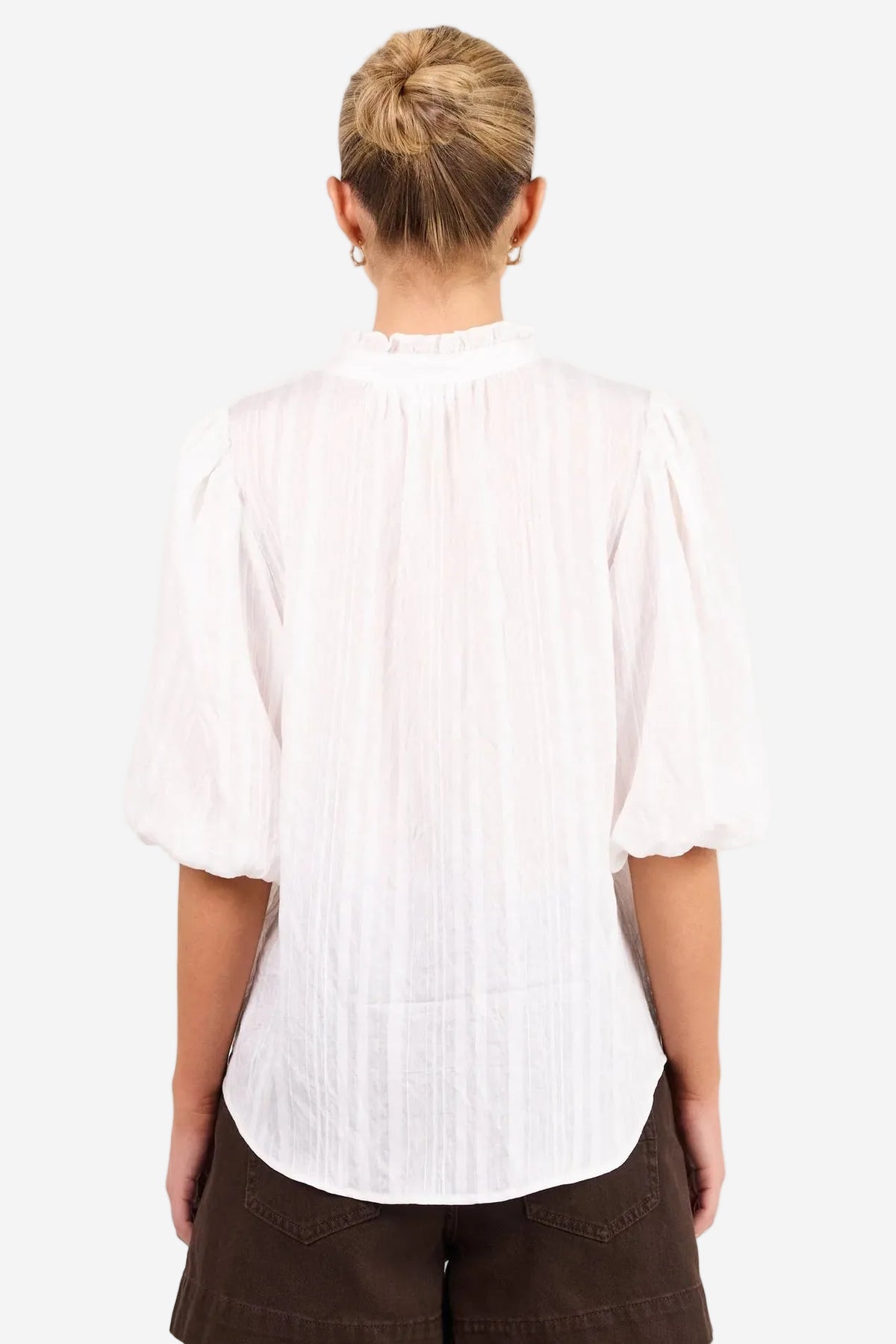 IVY + JACK CONTINUANCE IVORY SELF STRIPE SHORT SLEEVE TOP - THE VOGUE STORE